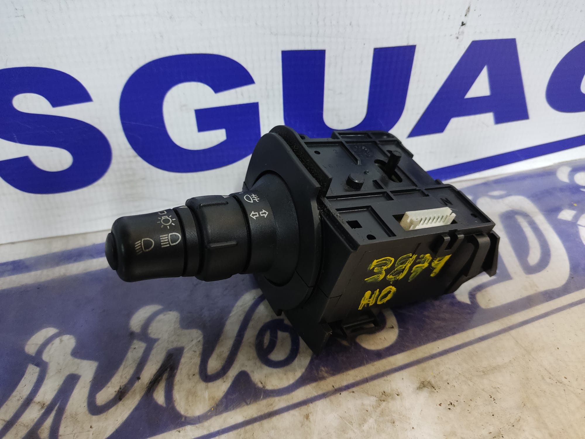 RENAULT Scenic 2 generation (2003-2010) Buton comutator rotativ ESTANTERÍA52 24885265