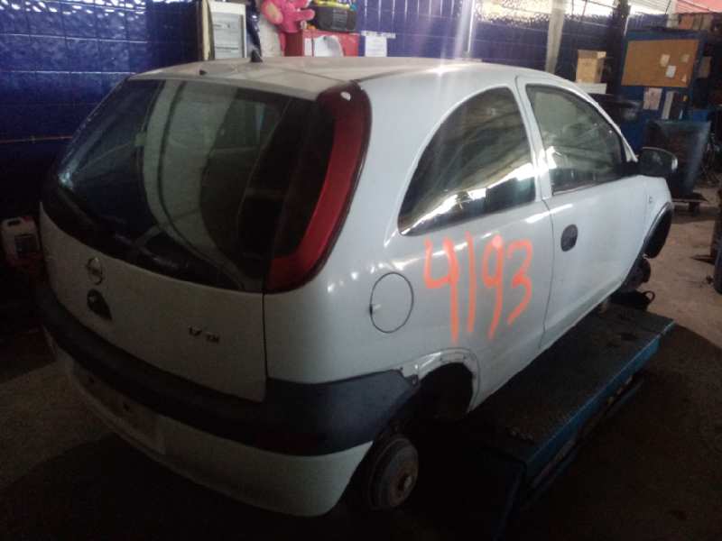 OPEL Corsa C (2000-2006) Feu arrière gauche ESTANTERÍA1 24895321