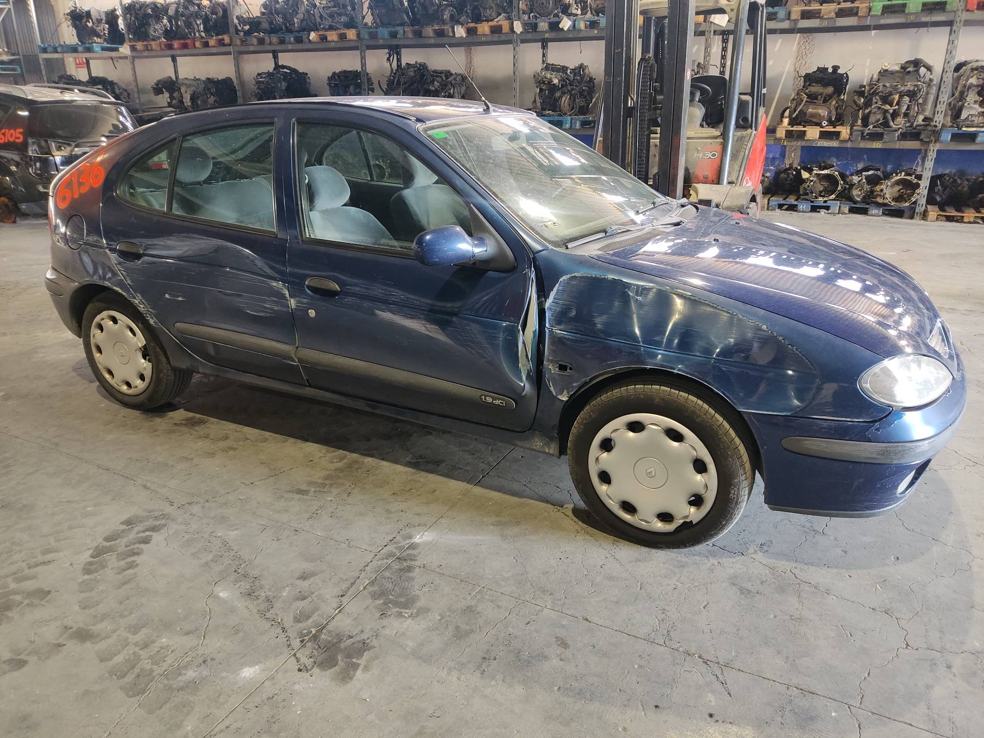 RENAULT Megane 1 generation (1995-2003) Priekinių dešinių durų langų pakėlimo mygtukai ESTANTERÍA55 24915278