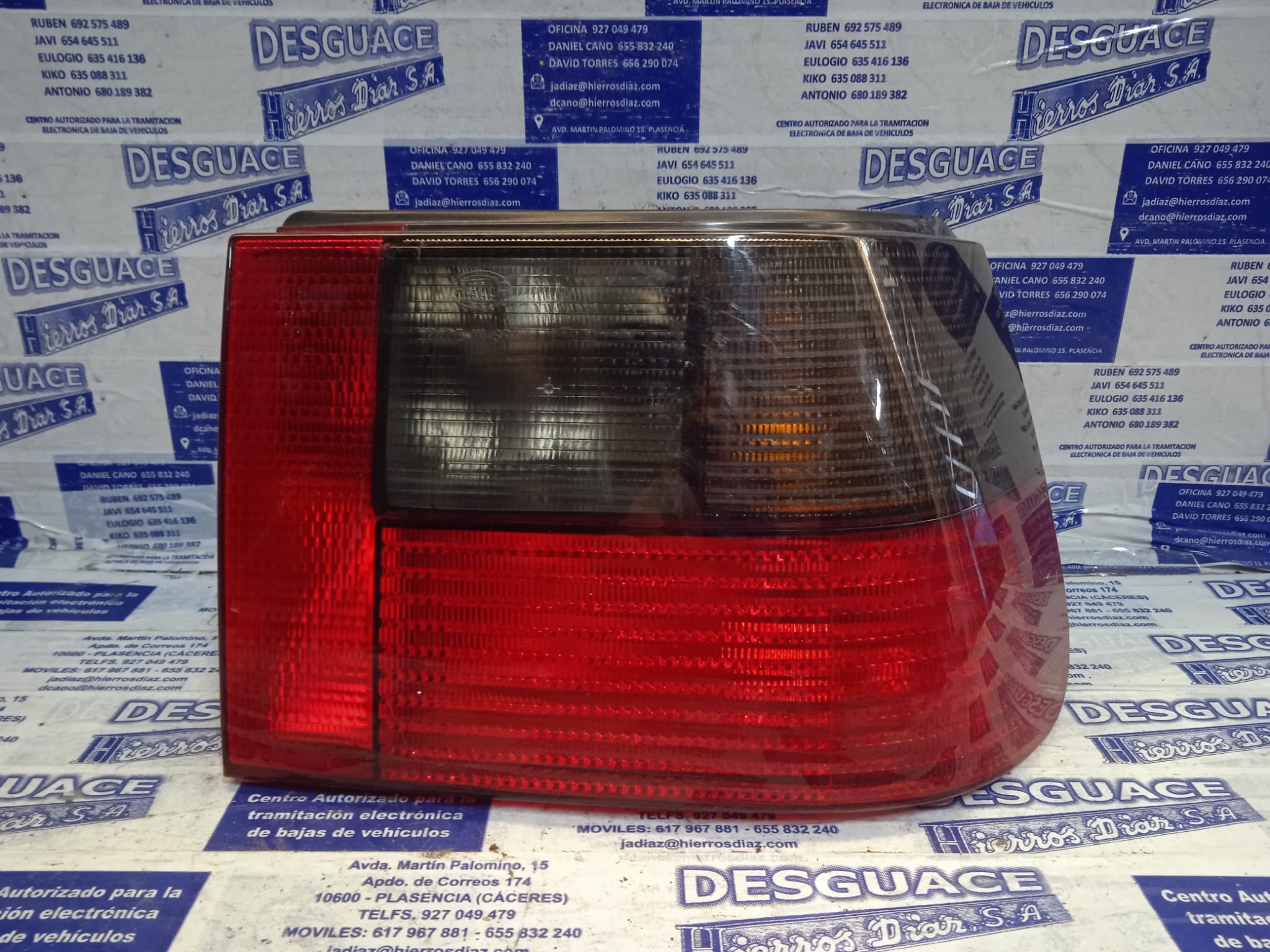 SEAT Ibiza 2 generation (1993-2002) Rear Right Taillight Lamp ESTANTERÍA11 24889573