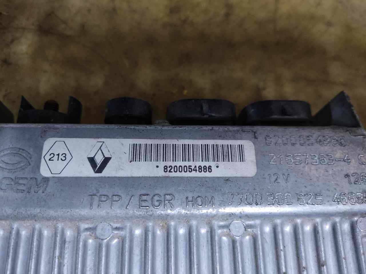 RENAULT Master 2 generation (1997-2010) Блок за управление на двигателя ECU 8200054886 24902801