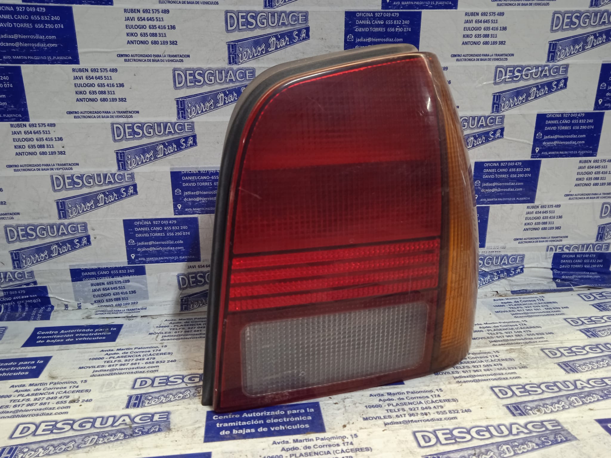 VOLKSWAGEN Polo 3 generation (1994-2002) Rear Right Taillight Lamp ESTANTERÍA15 24889667