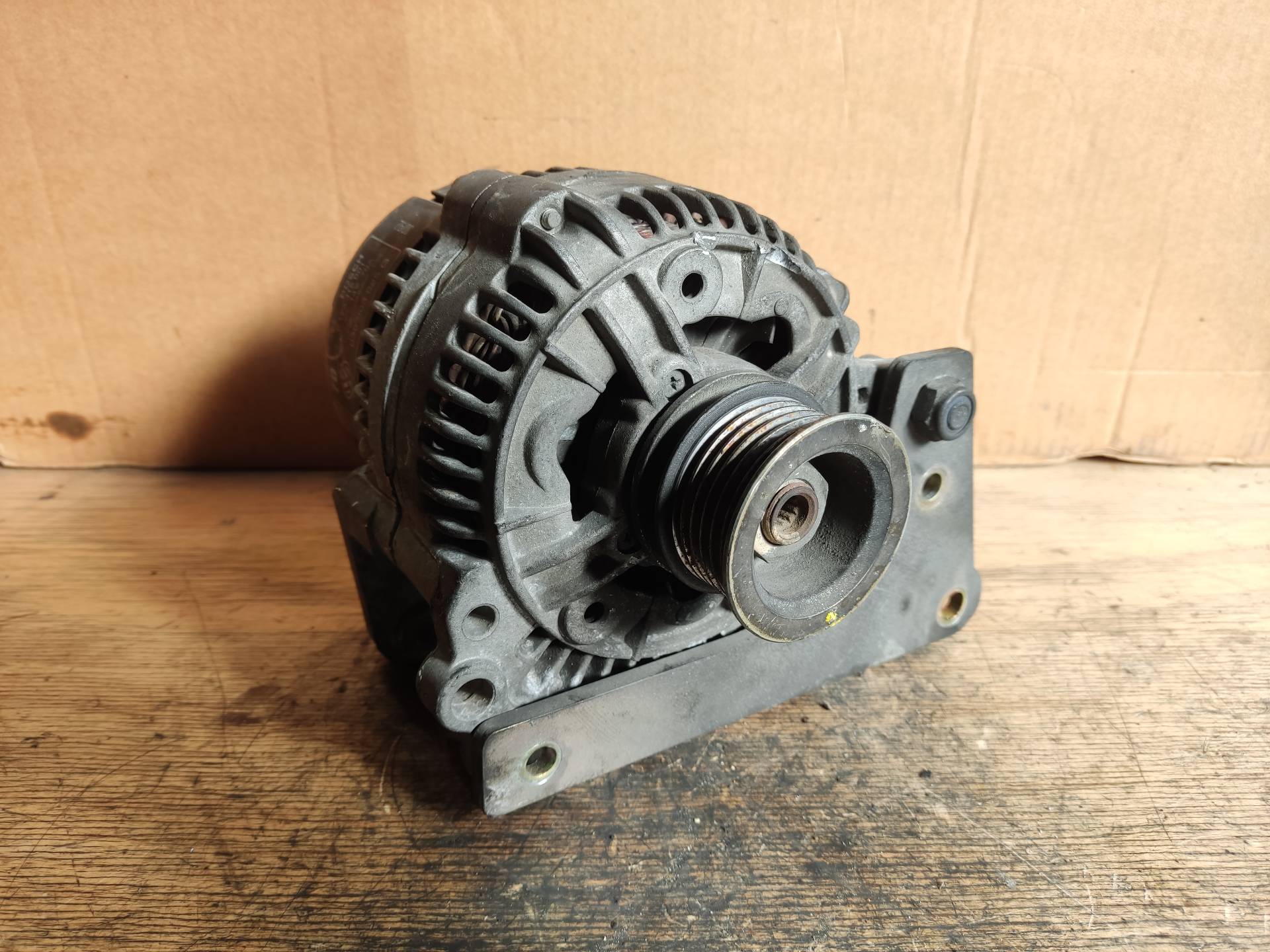 VOLKSWAGEN Golf 3 generation (1991-1998) Alternator 0123315001 24894316