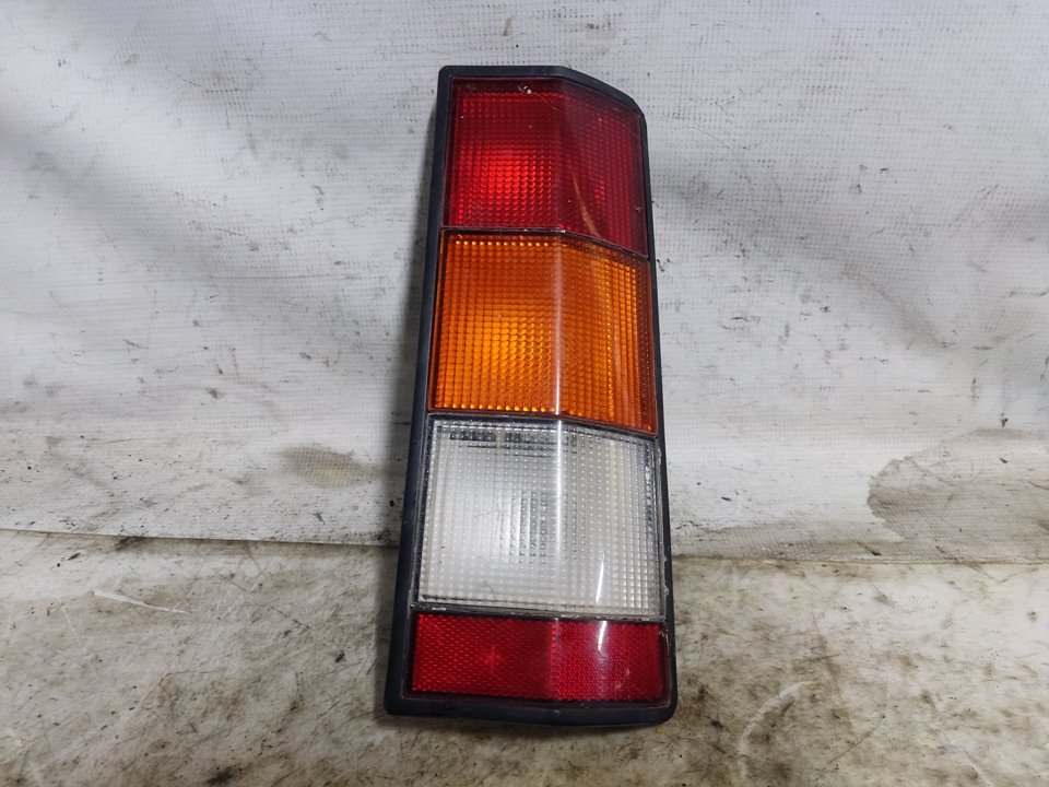 RENAULT Express Rear Right Taillight Lamp ESTANTERÍA21 24897863