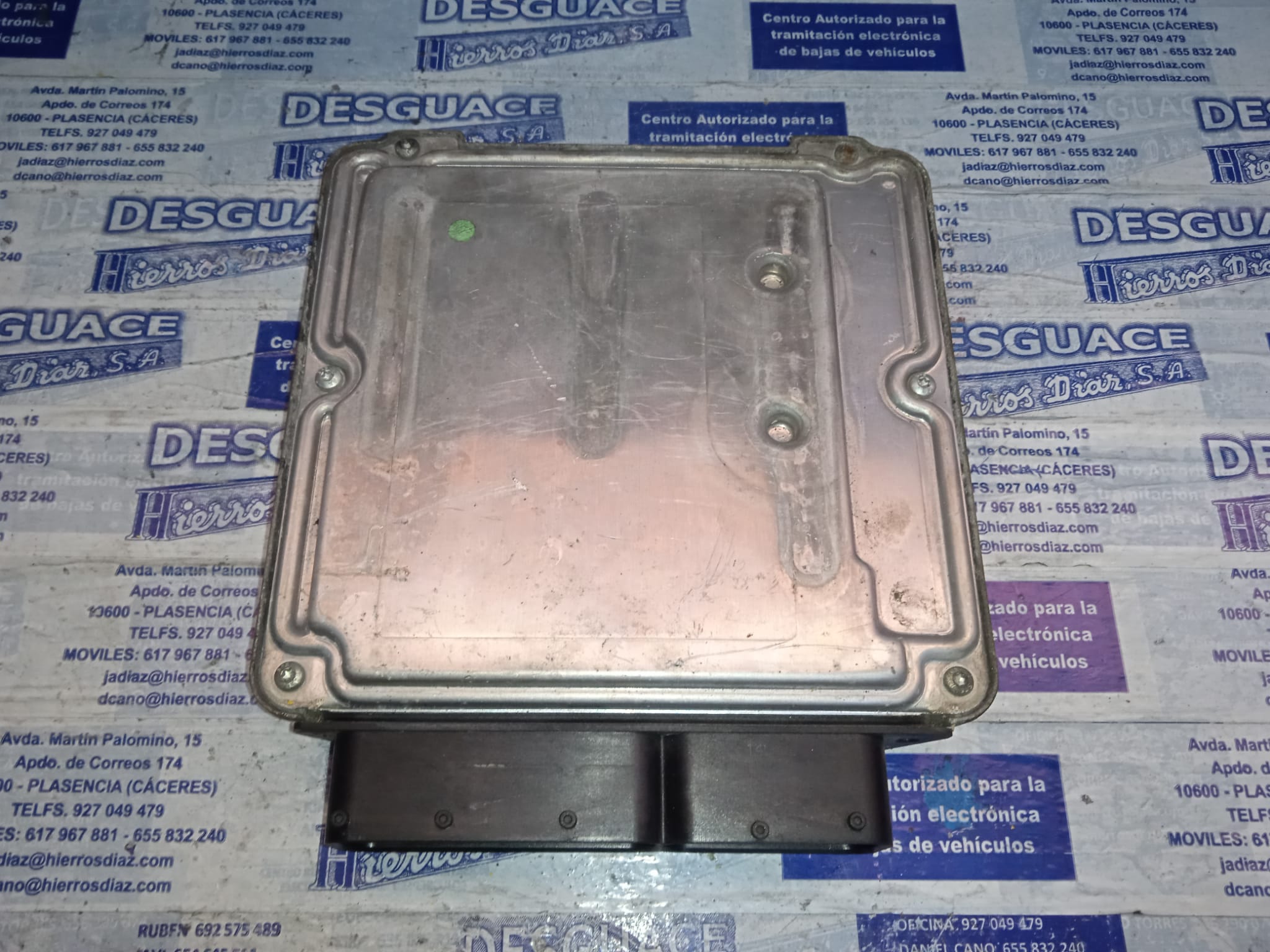 AUDI A8 D3/4E (2002-2010) Motorstyrenhet ECU 0281011981 24889841