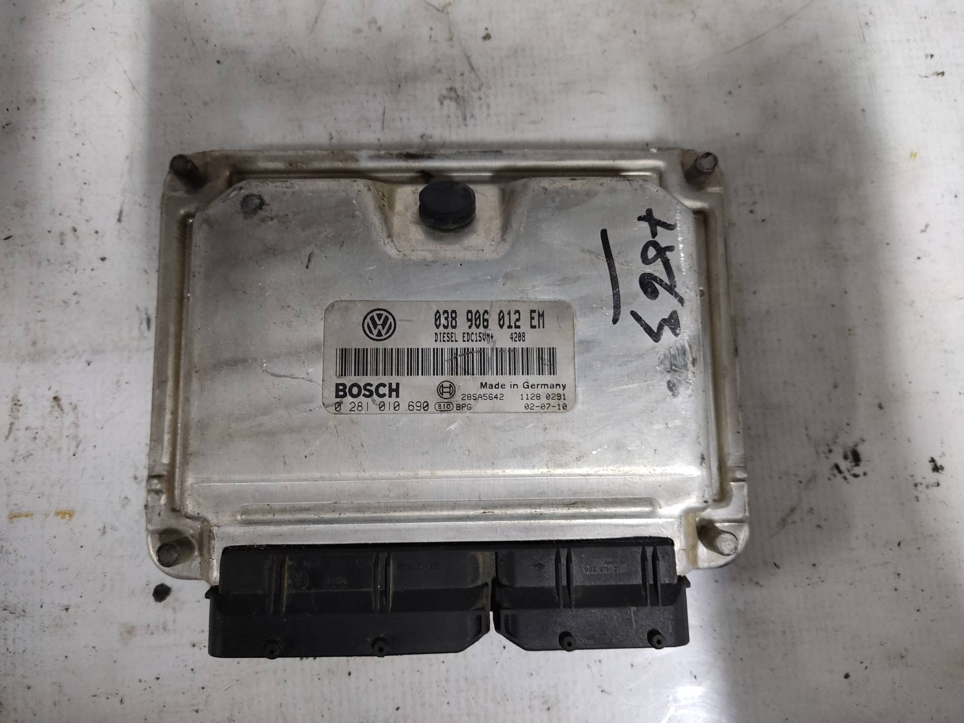 SEAT Ibiza 3 generation (2002-2008) Блок управления двигателем 0281010690 24893485