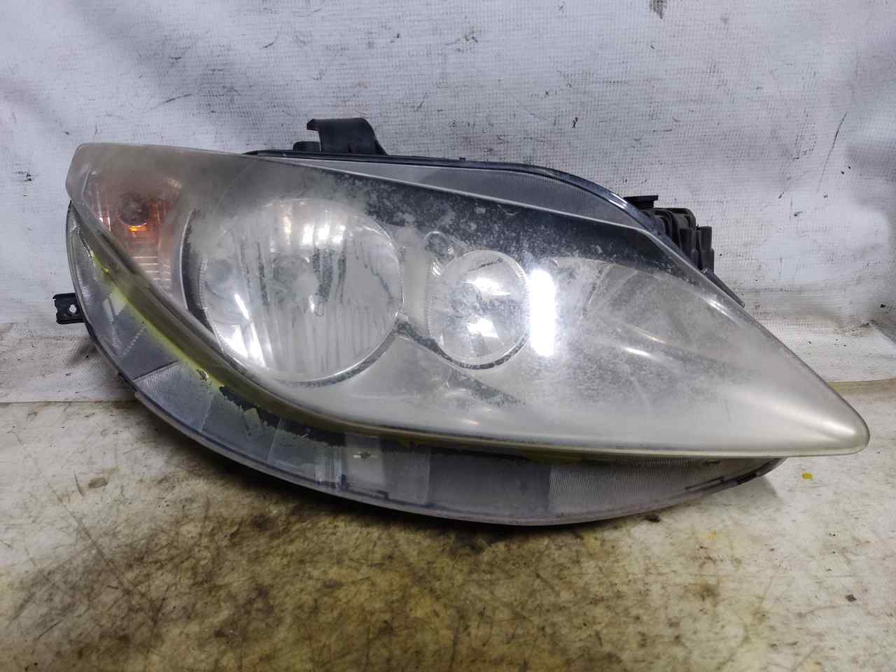 SEAT Ibiza 4 generation (2008-2017) Front Right Headlight 6J1941006C 24900228