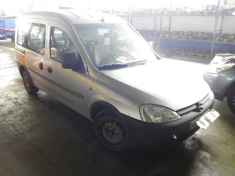 OPEL Combo C (2001-2011) Bal hátsó lámpa ESTANTERÍA2 24889066