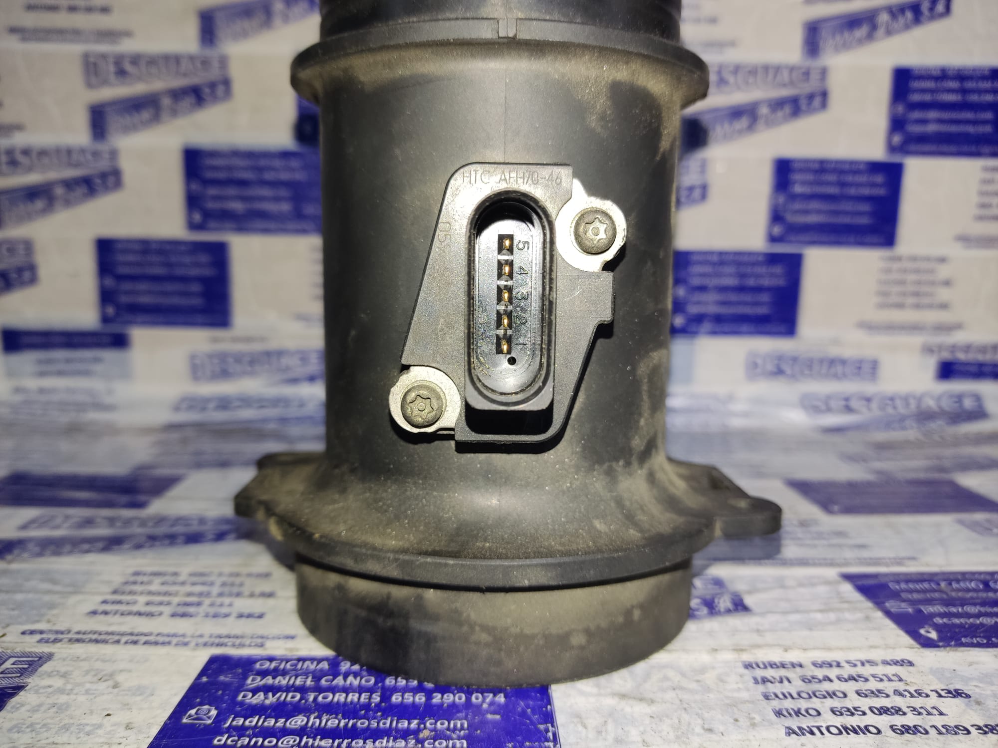 TOYOTA A6 C6/4F (2004-2011) Mass Air Flow Sensor MAF ESTANTERÍA74 24890371