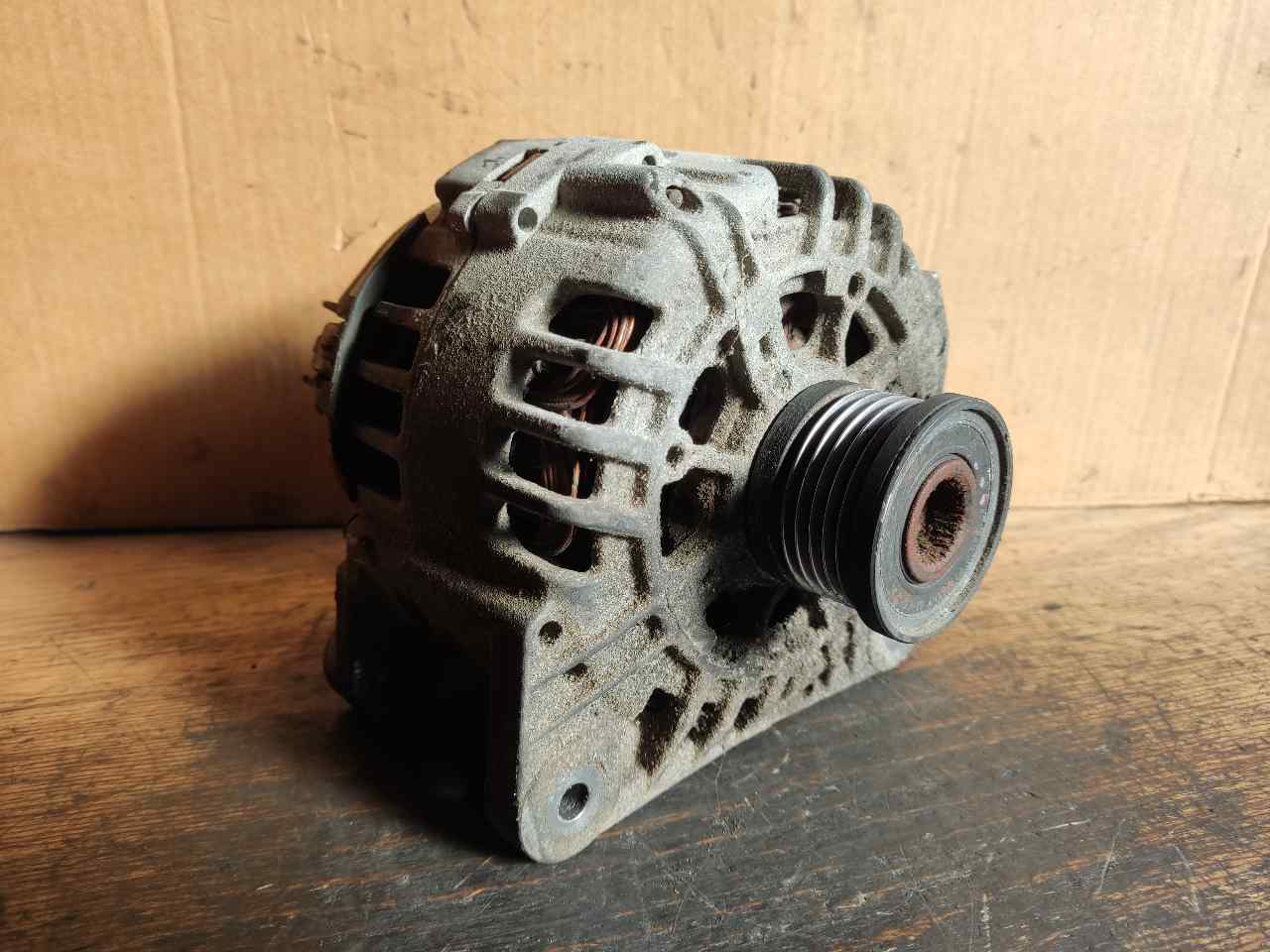 OPEL Vivaro A (2002-2006) Alternator 4012 24897684