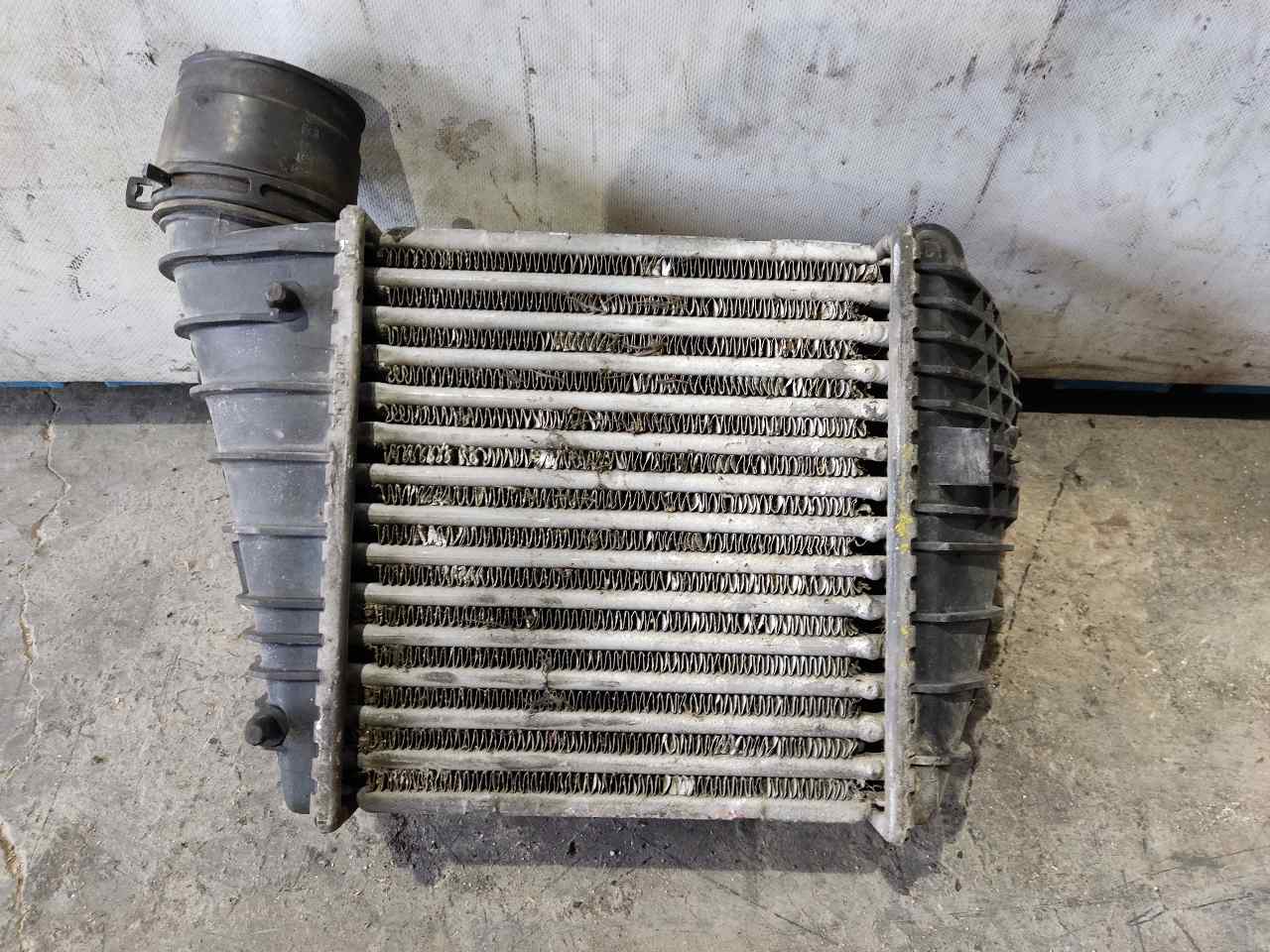 SKODA Octavia 1 generation (1996-2010) Intercooler Radiator 1J0145803F 24902248