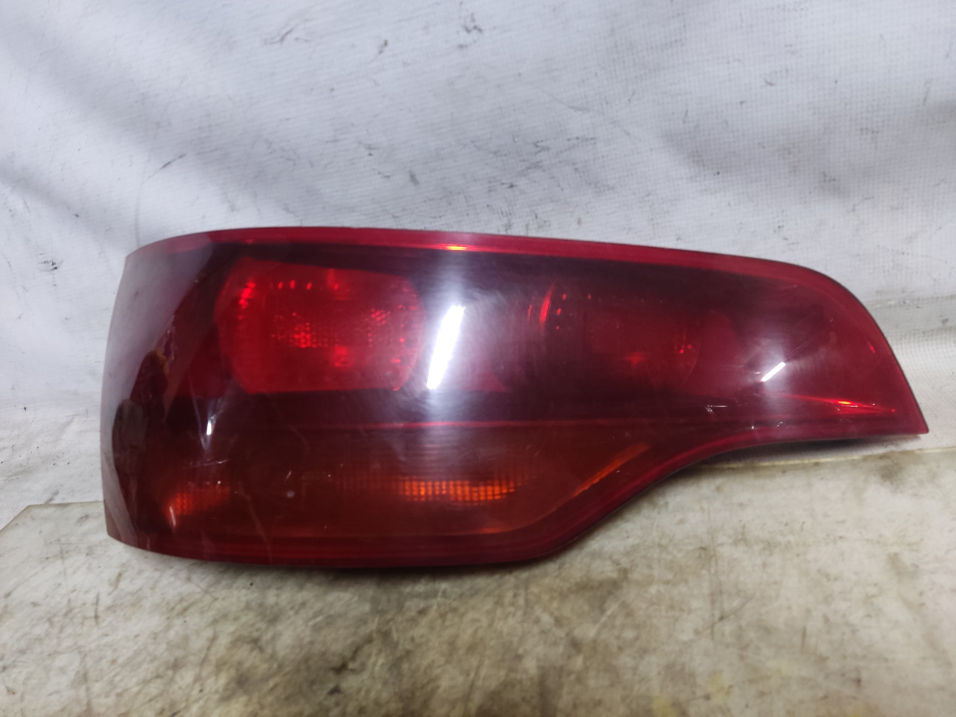 AUDI Q7 4L (2005-2015) Rear Left Taillight 4L0945093 24893086