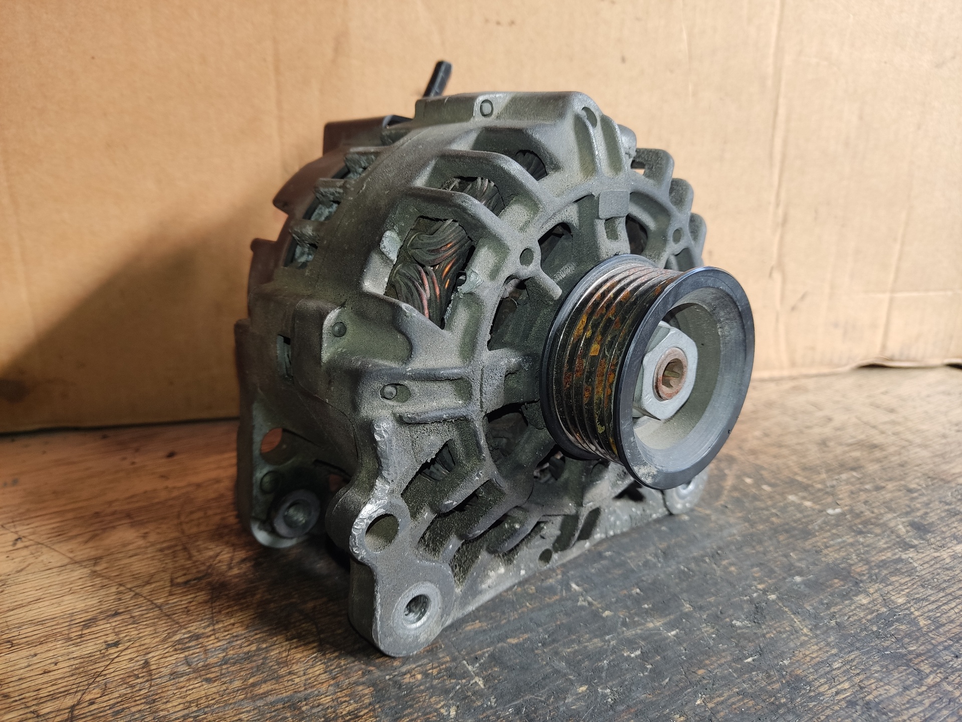 SEAT Ibiza 3 generation (2002-2008) Alternator 03D903025E 24892374