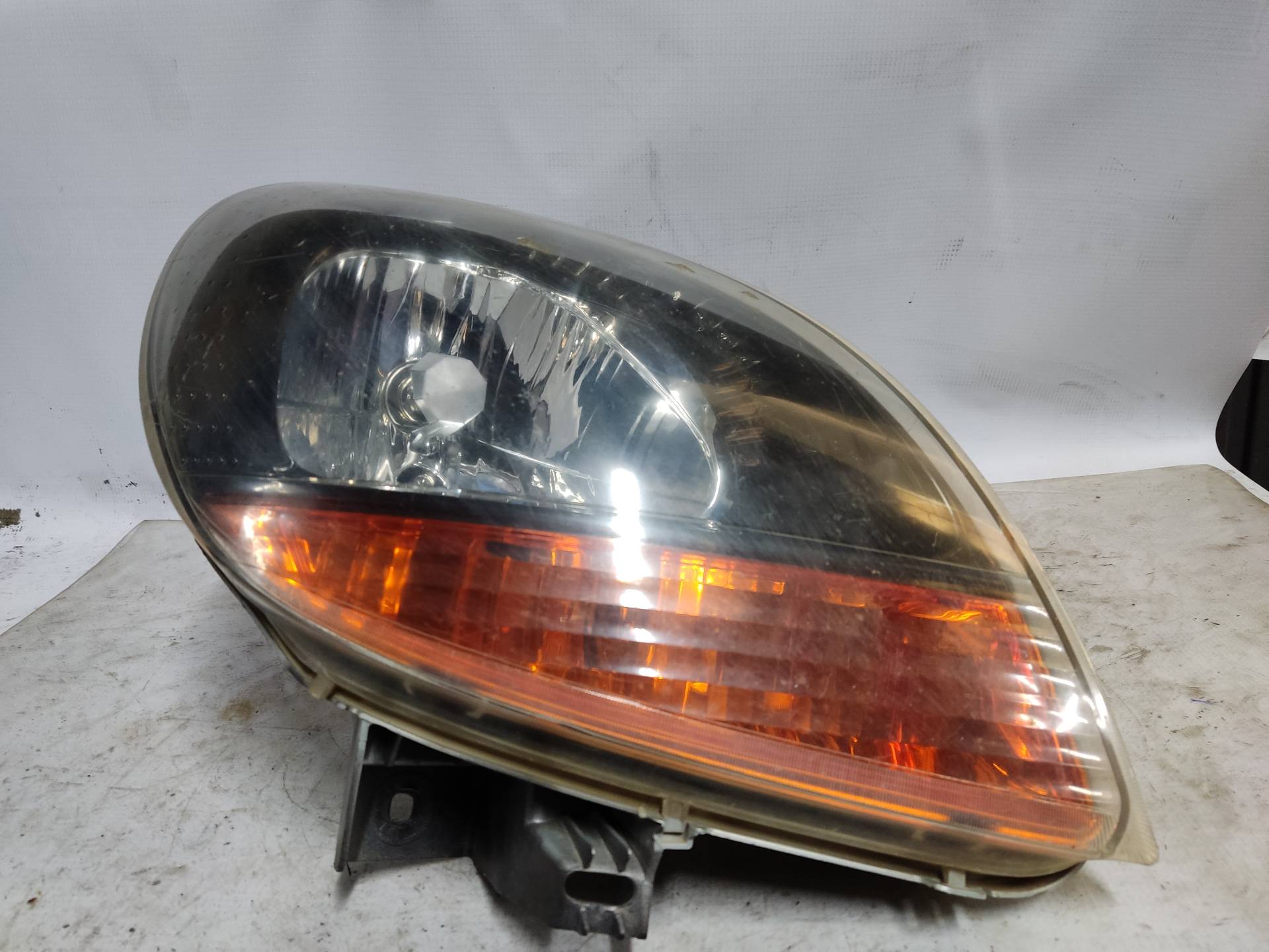 RENAULT Kangoo 1 generation (1998-2009) Front Right Headlight ESTANTERIA21 24893224