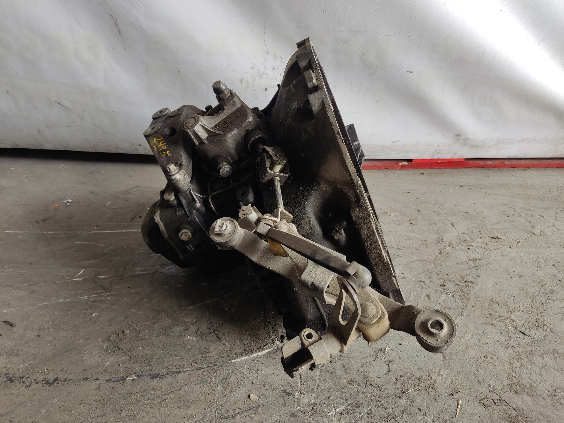 OPEL Astra H (2004-2014) Gearbox F13 23572225