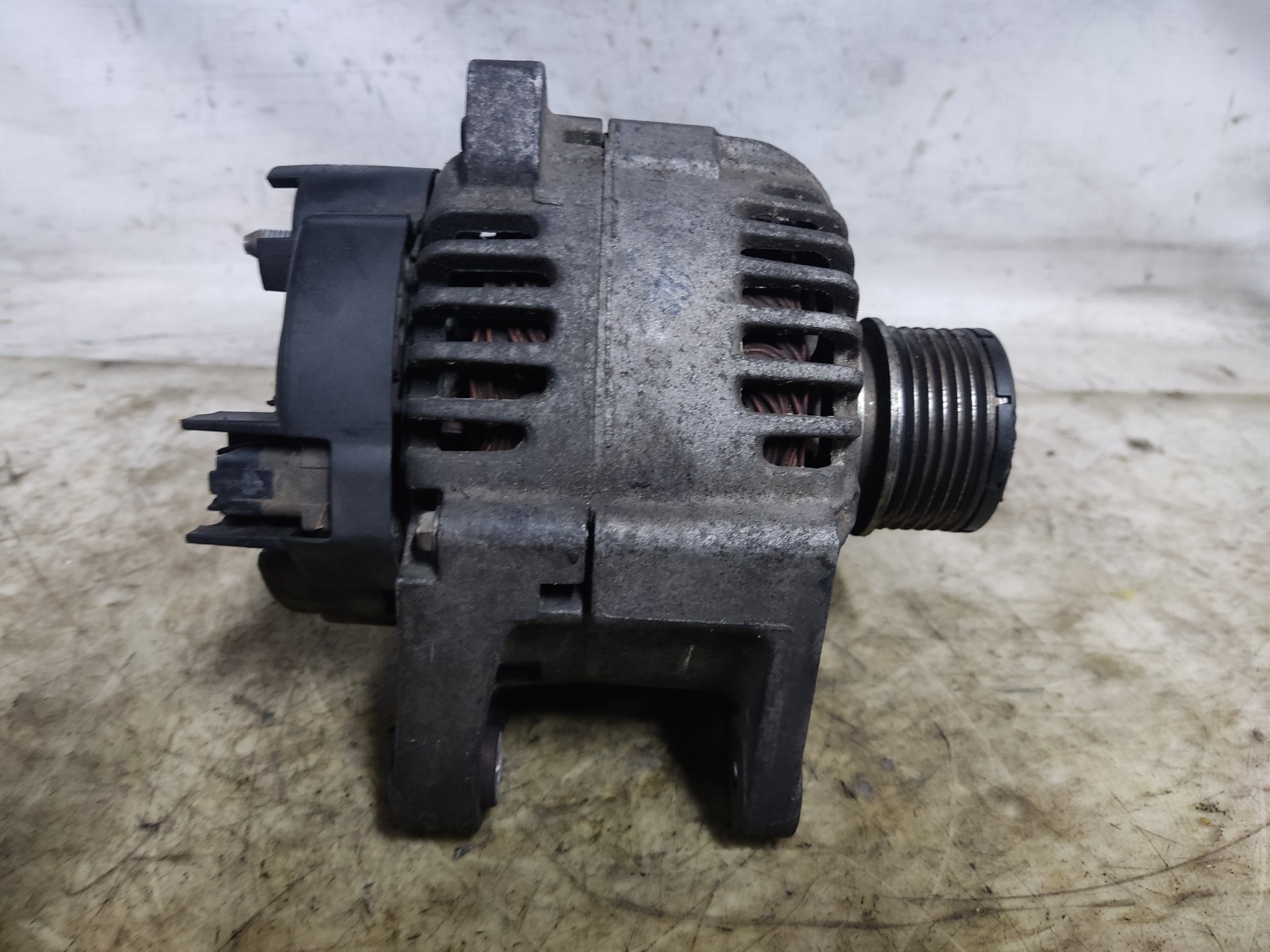 RENAULT Megane 2 generation (2002-2012) Alternator 8200386806 24897416