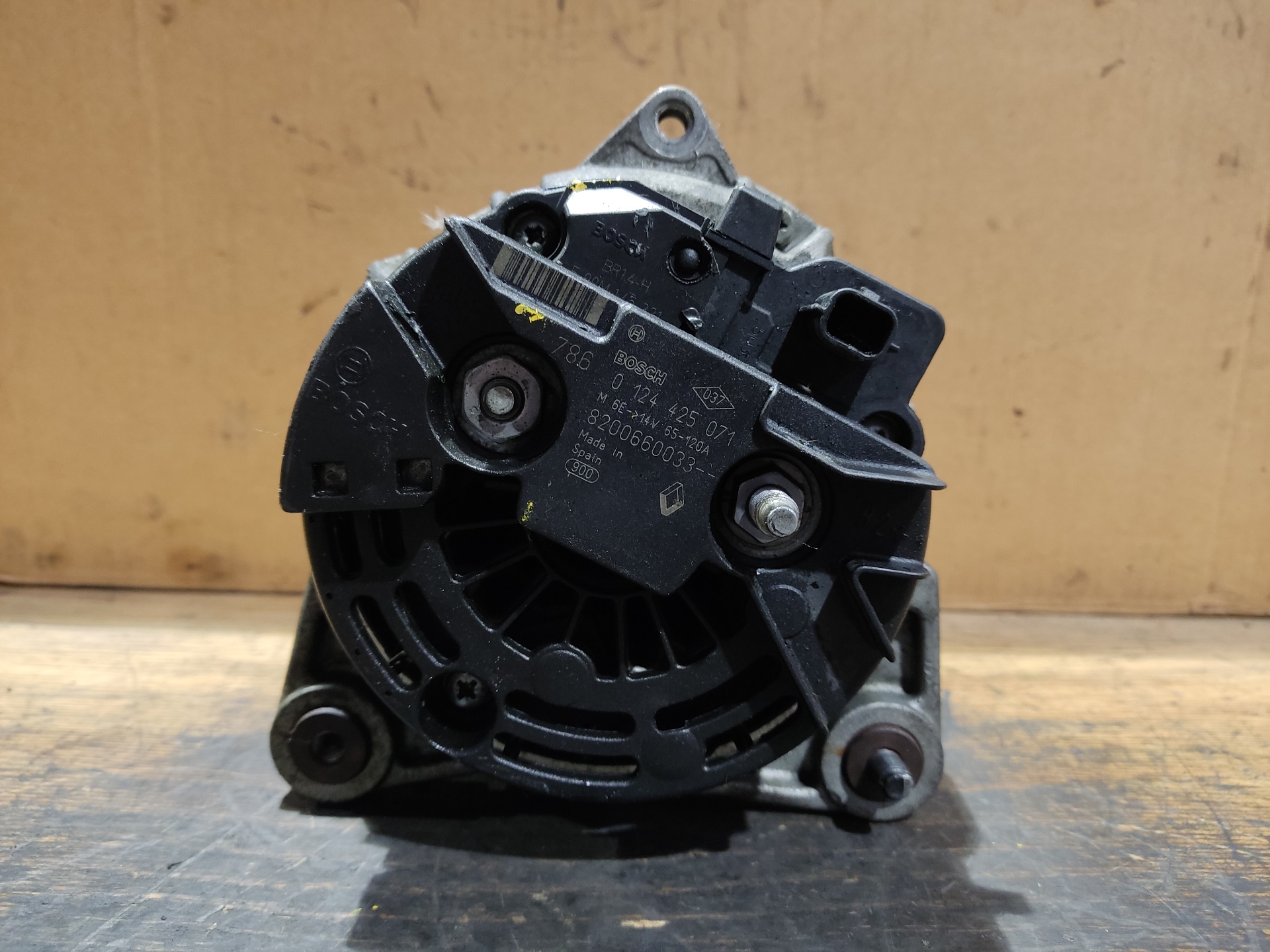 RENAULT Clio 3 generation (2005-2012) Alternator 0124425071 24898665