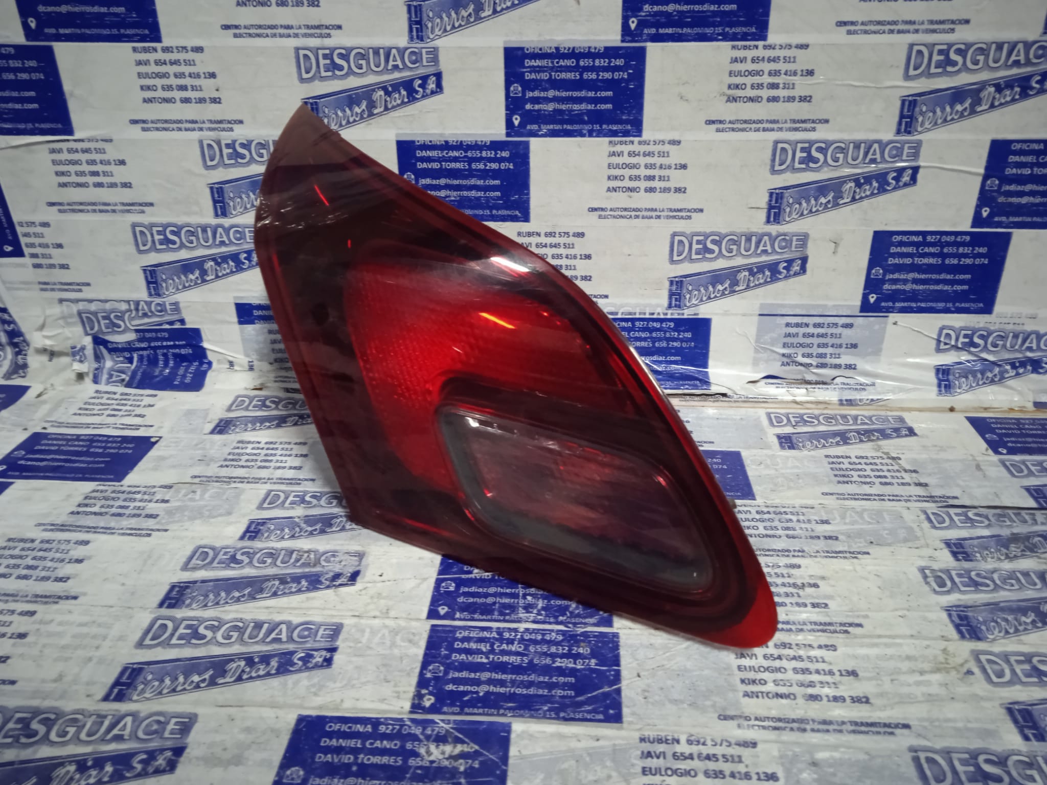 OPEL Astra J (2009-2020) Rear Left Taillight ESTANTERÍA2 24888029