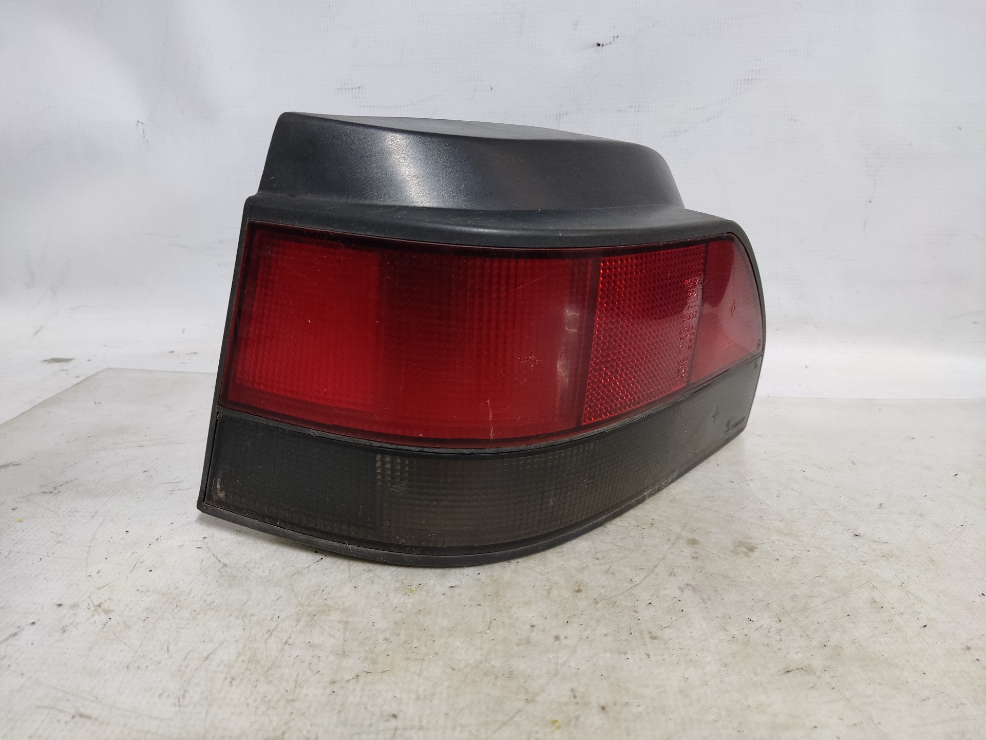 RENAULT Clio 1 generation (1990-1998) Rear Left Taillight ESTANTERÍA21 24894405