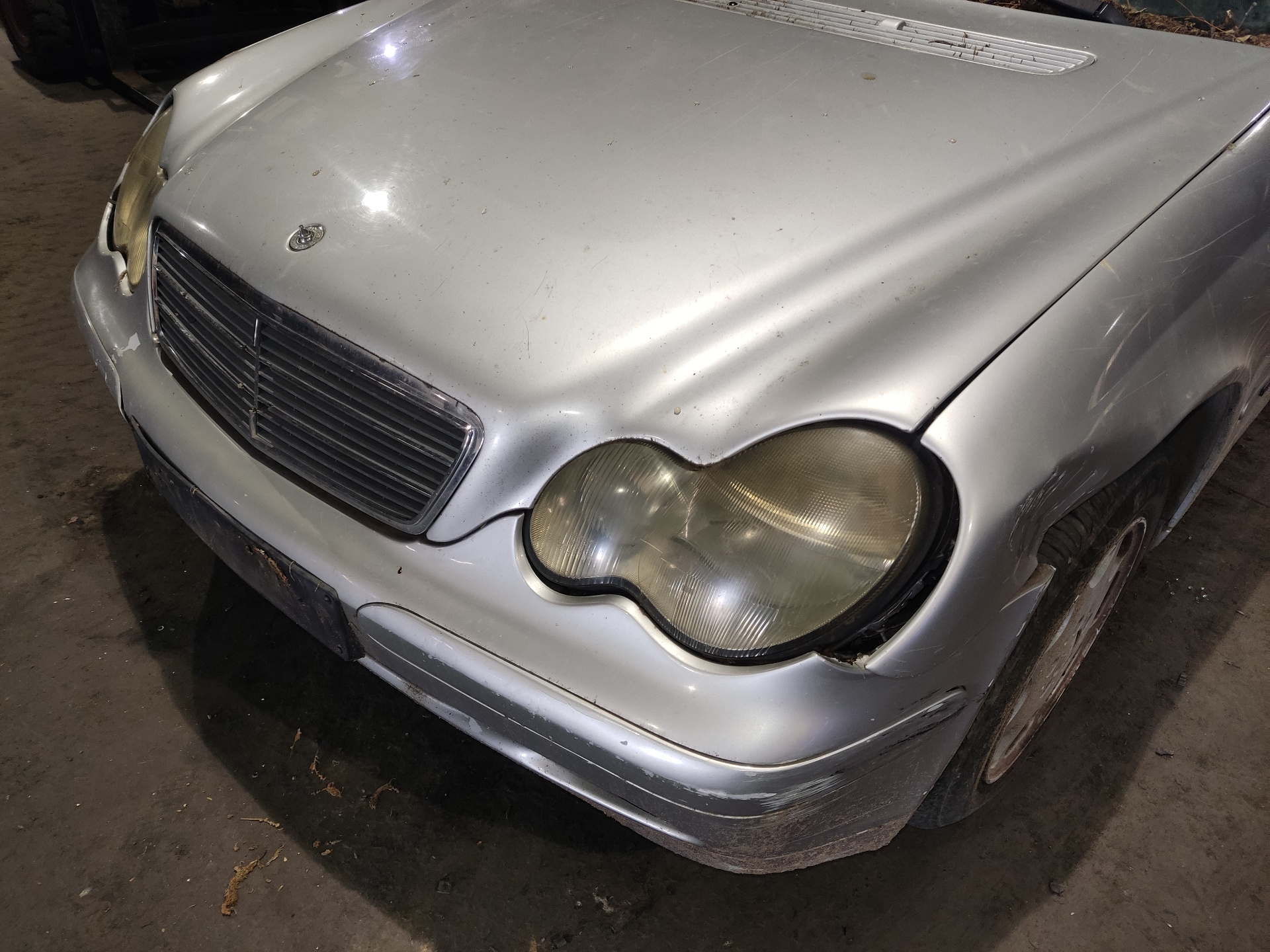 MERCEDES-BENZ C-Class W203/S203/CL203 (2000-2008) Воздухомер воздушного фильтра A1110940148 24900429