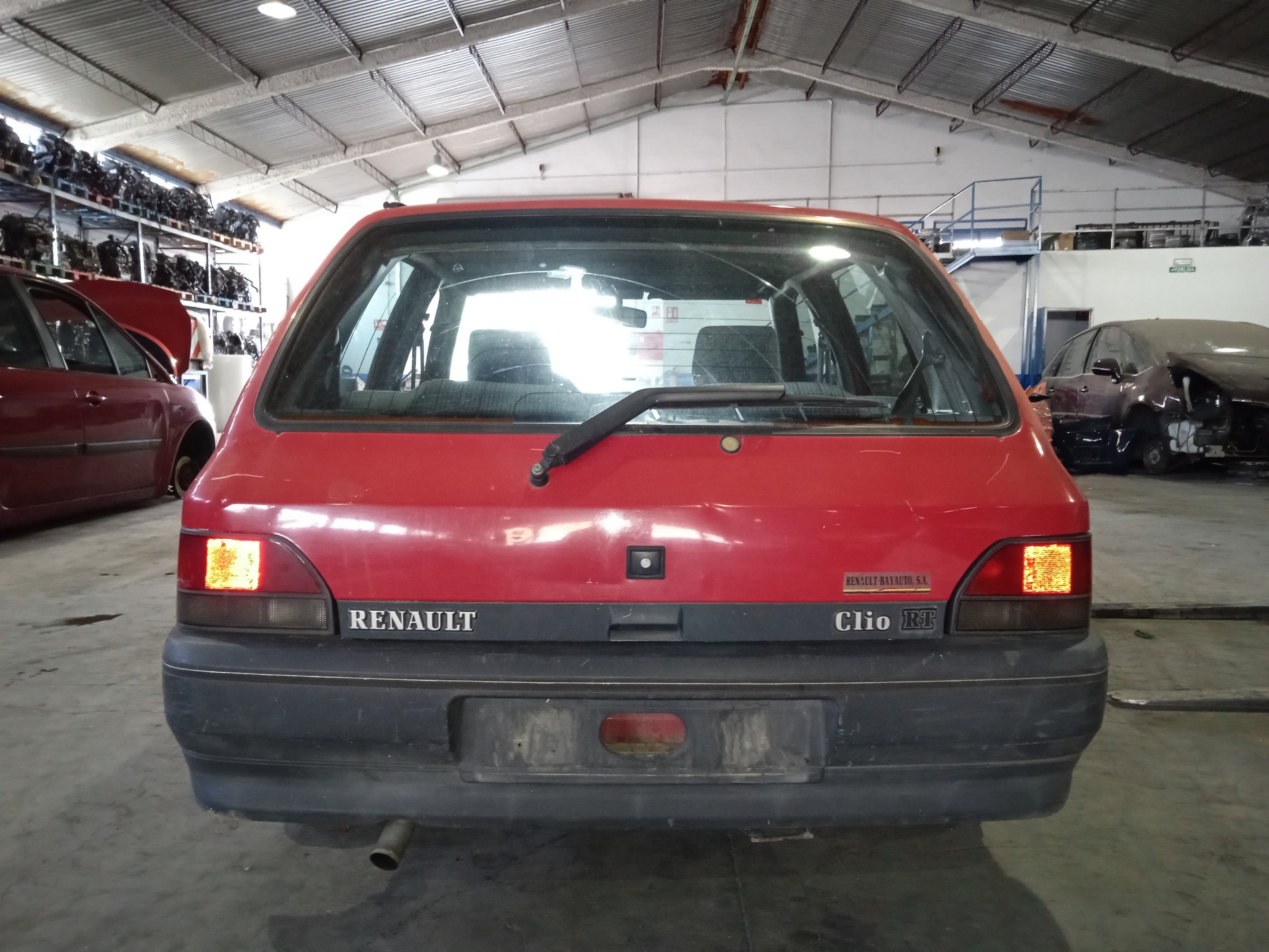 RENAULT Clio 1 generation (1990-1998) Galinis kairys žibintas ESTANTERÍA21 24887984