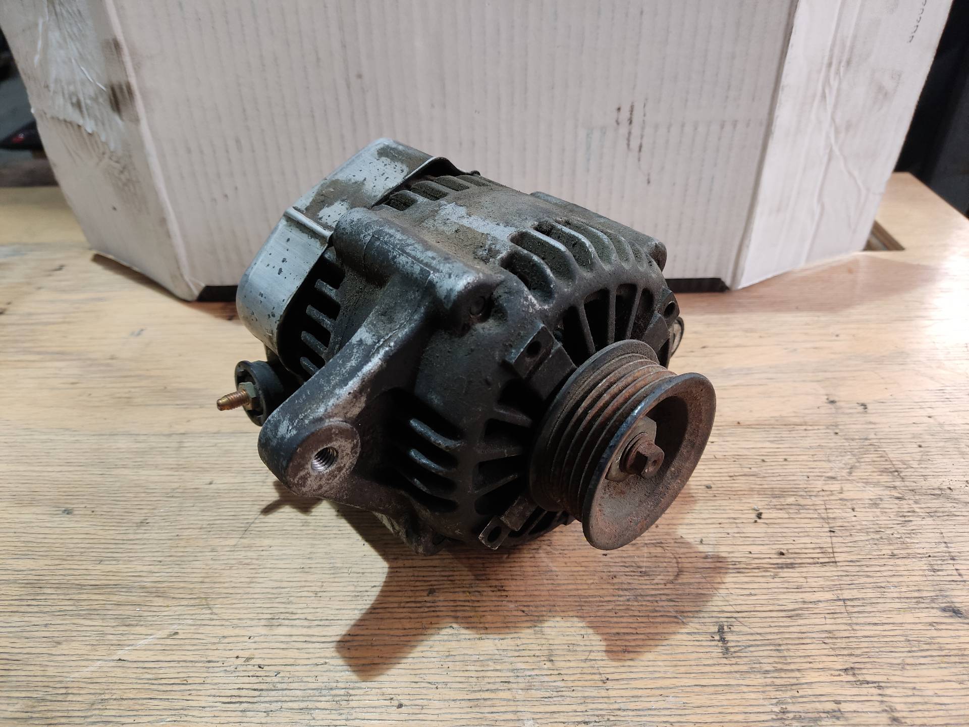 SUZUKI Grand Vitara 1 generation (1998-2006) Alternator PALET60, FILA2 24894337