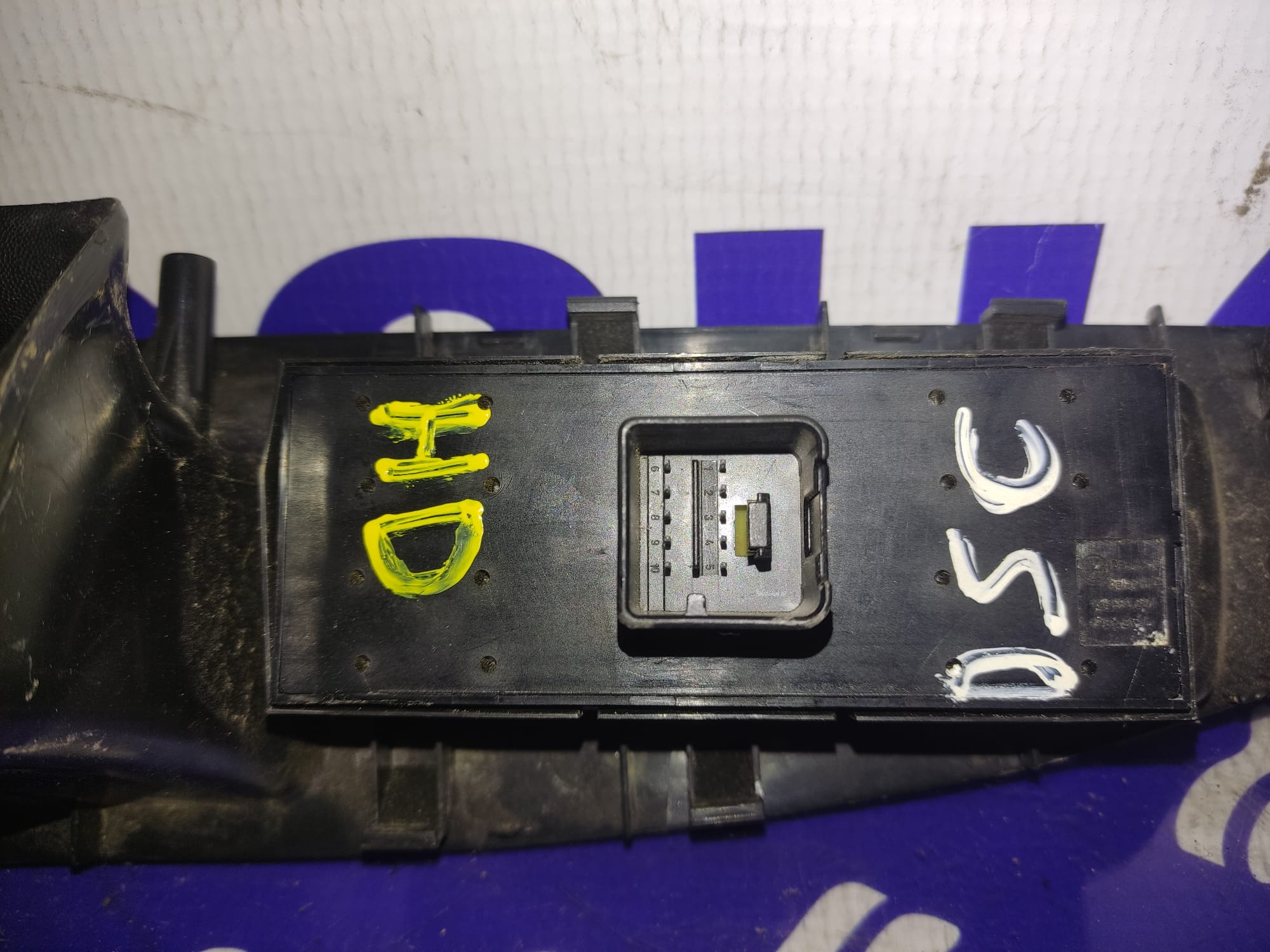 SEAT Toledo 3 generation (2004-2010) Front Left Door Window Switch ESTANTERÍA83 24892770