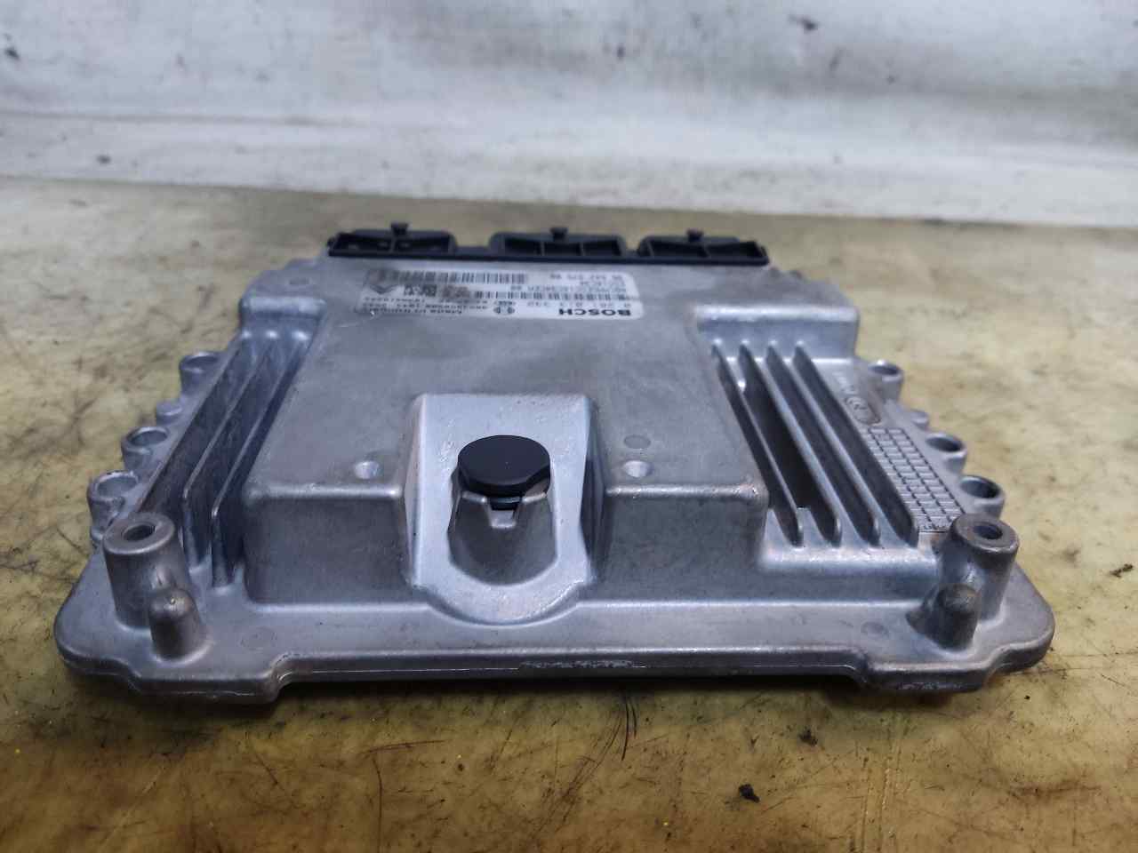 CITROËN C5 1 generation (2001-2008) Блок керування двигуном ECU 0281013332 24903066