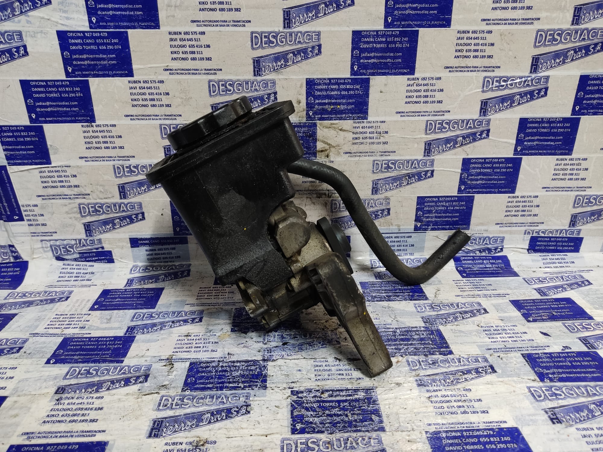 BMW 3 Series E46 (1997-2006) Power Steering Pump ESTANTERÍA87 24892335