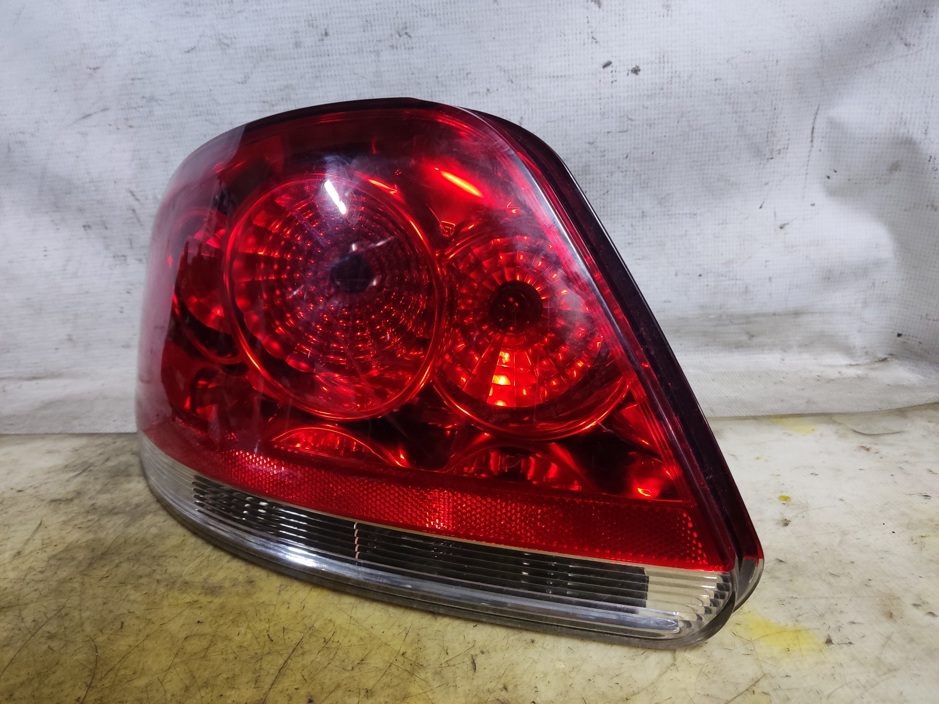 FIAT Rear Left Taillight 20200748 24901971