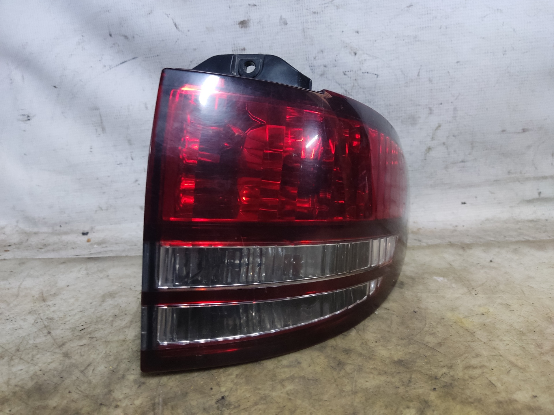 TOYOTA Previa 2 generation (2000-2006) Rear Right Taillight Lamp ESTANTERÍA145B 24897867