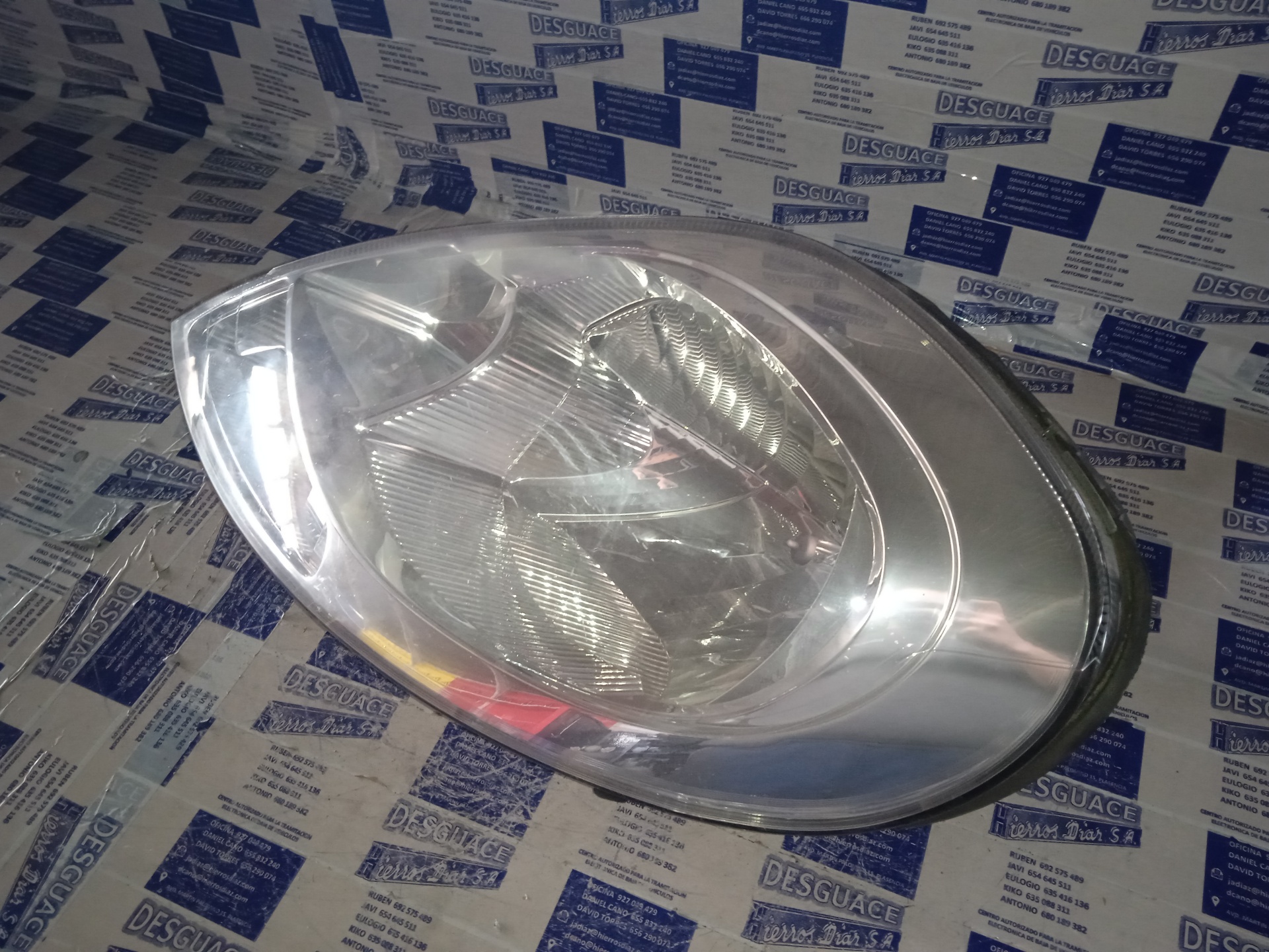 OPEL Vivaro A (2002-2006) Front Left Headlight ESTANTERÍA2 24887315