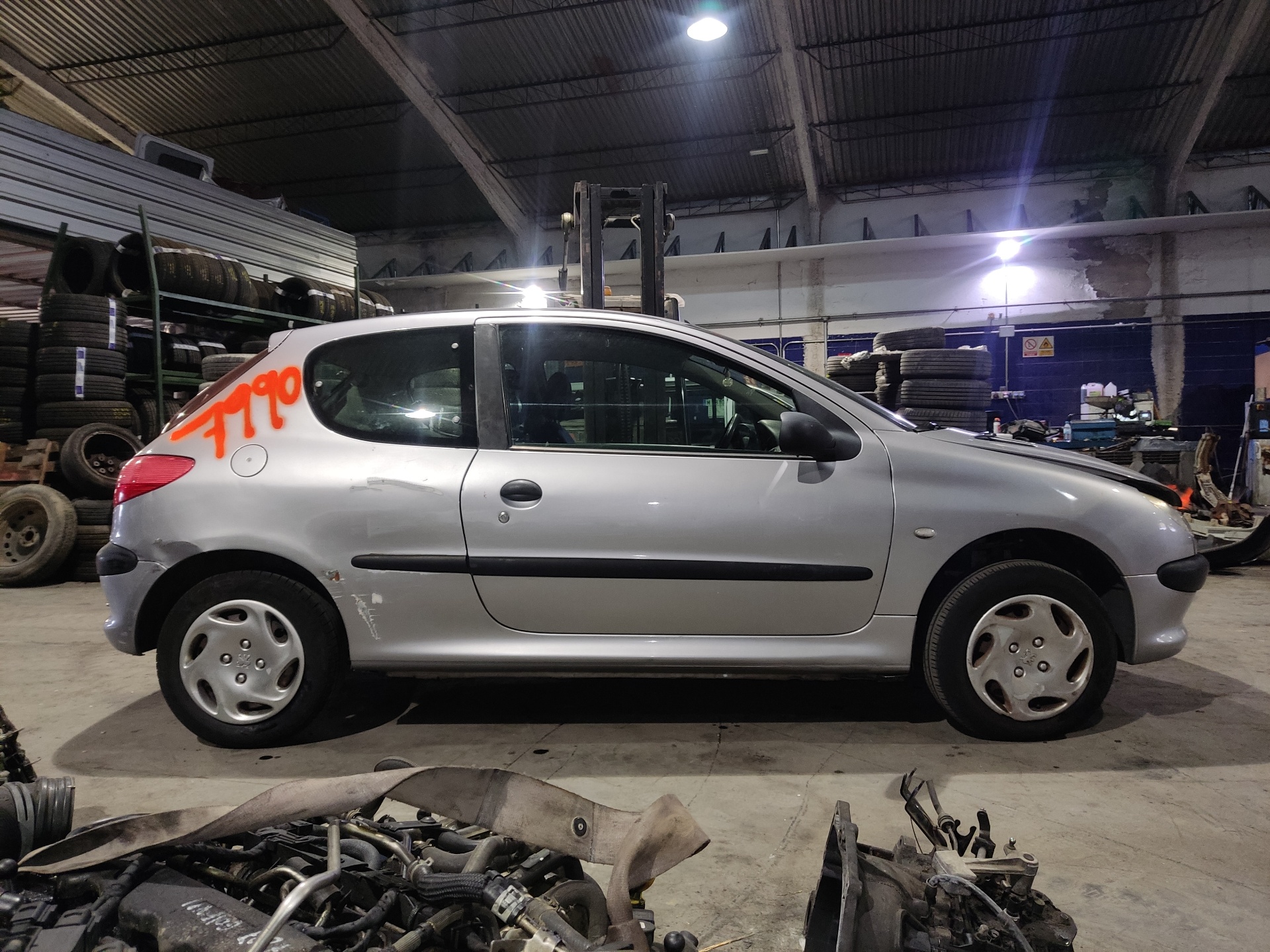 PEUGEOT 206 1 generation (1998-2009) Фара передняя правая 9640559480 24949601