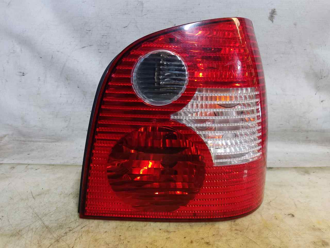 VOLKSWAGEN Polo 4 generation (2001-2009) Rear Right Taillight Lamp 6Q6945112A 24900257