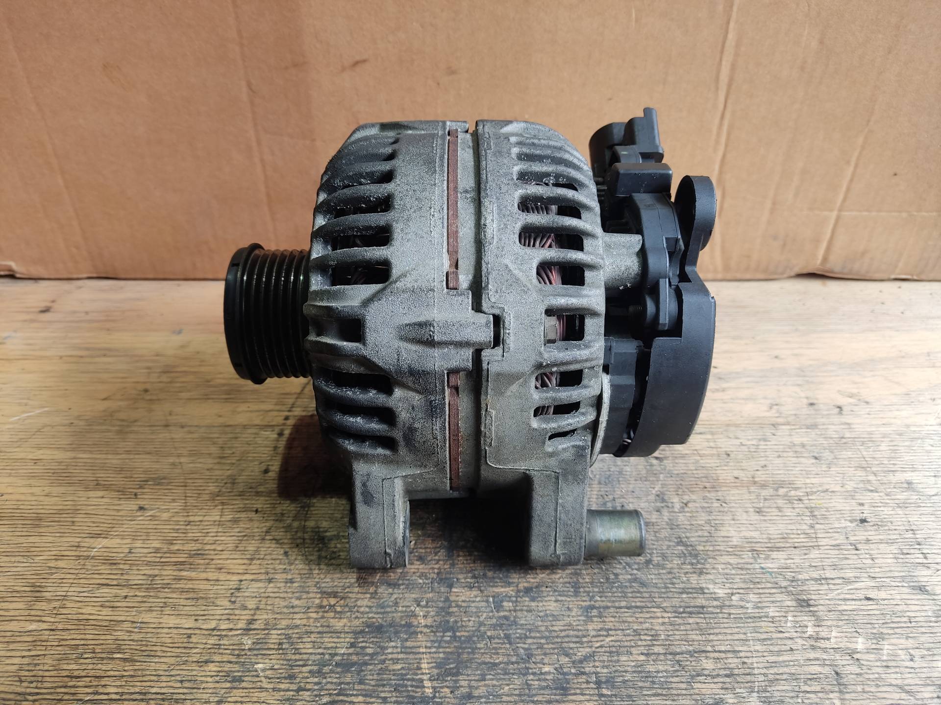 PEUGEOT 307 1 generation (2001-2008) Alternator 0124525035 24892729