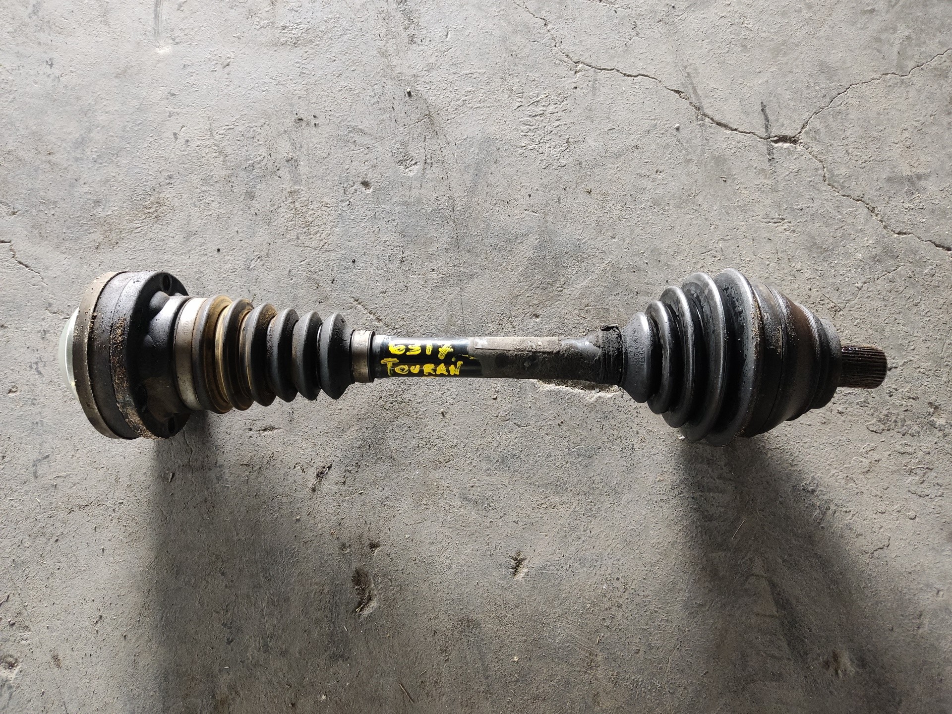 VOLKSWAGEN Touran 1 generation (2003-2015) Front Right Driveshaft TUBO203 24894725