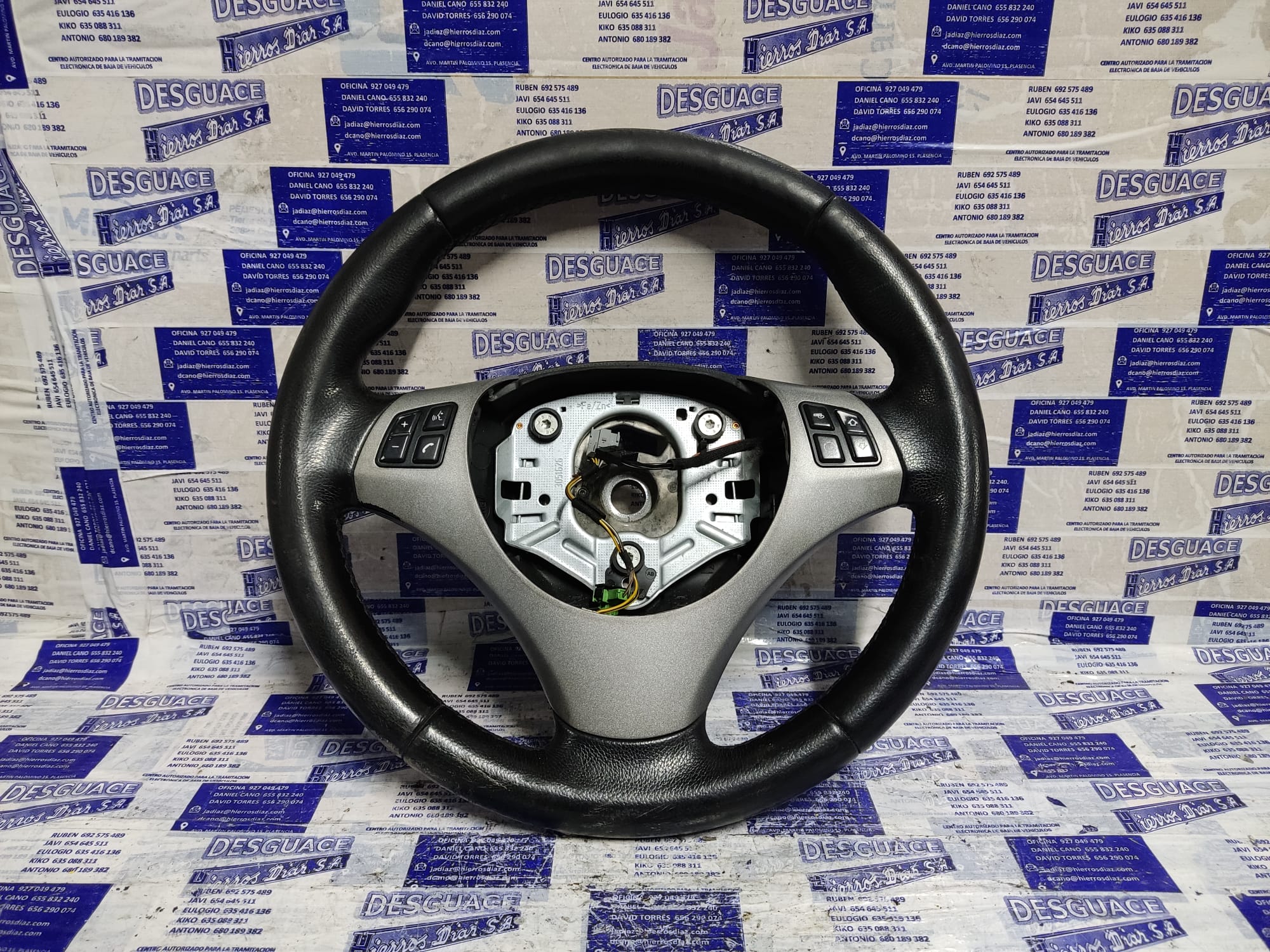 BMW 1 Series E81/E82/E87/E88 (2004-2013) Steering Wheel ESTANTERÍA85 24891366