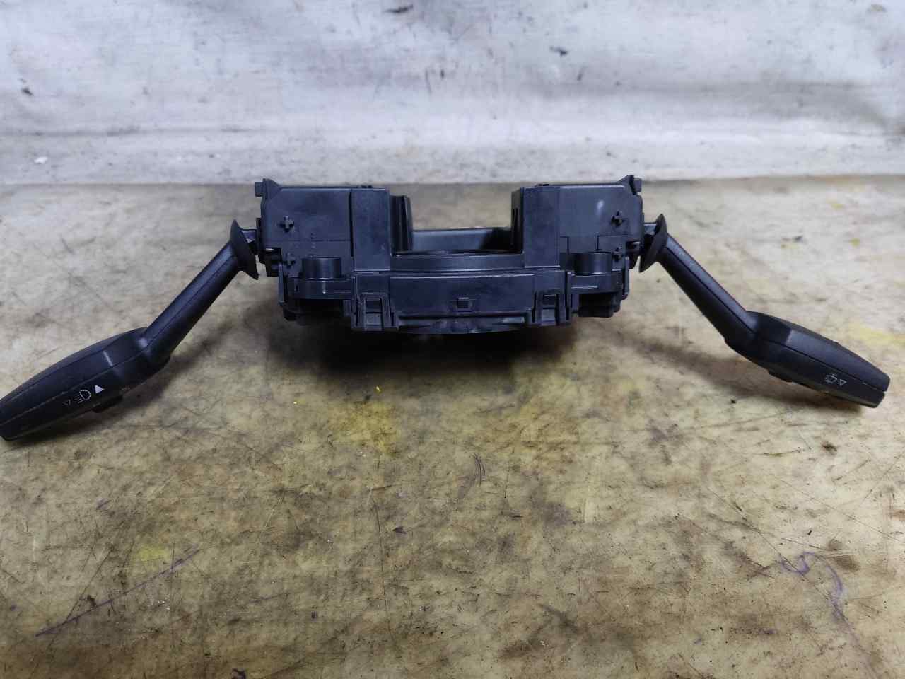 BMW 3 Series E90/E91/E92/E93 (2004-2013) Switches LZ696267003 24898013