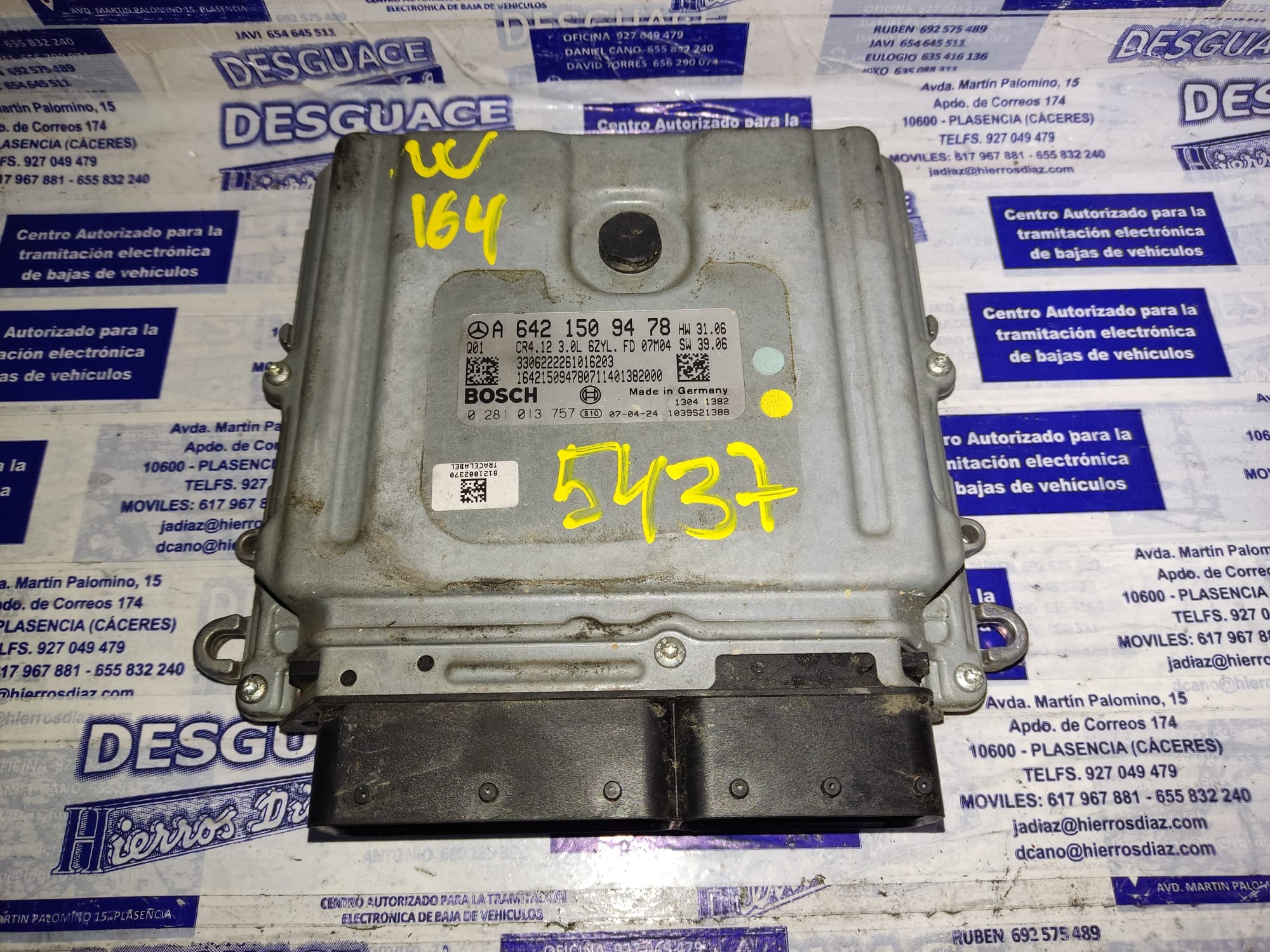 MERCEDES-BENZ M-Class W164 (2005-2011) Engine Control Unit ECU 0281013757 24890289