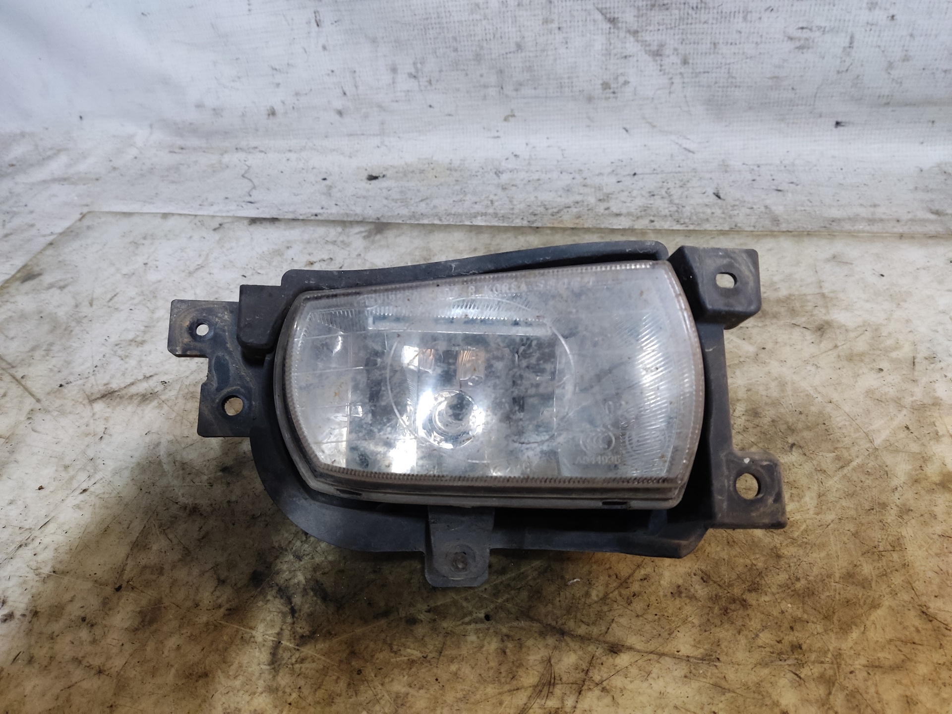 KIA Carnival 2 generation (2006-2010) Front Right Fog Light 922024D0R 24894326