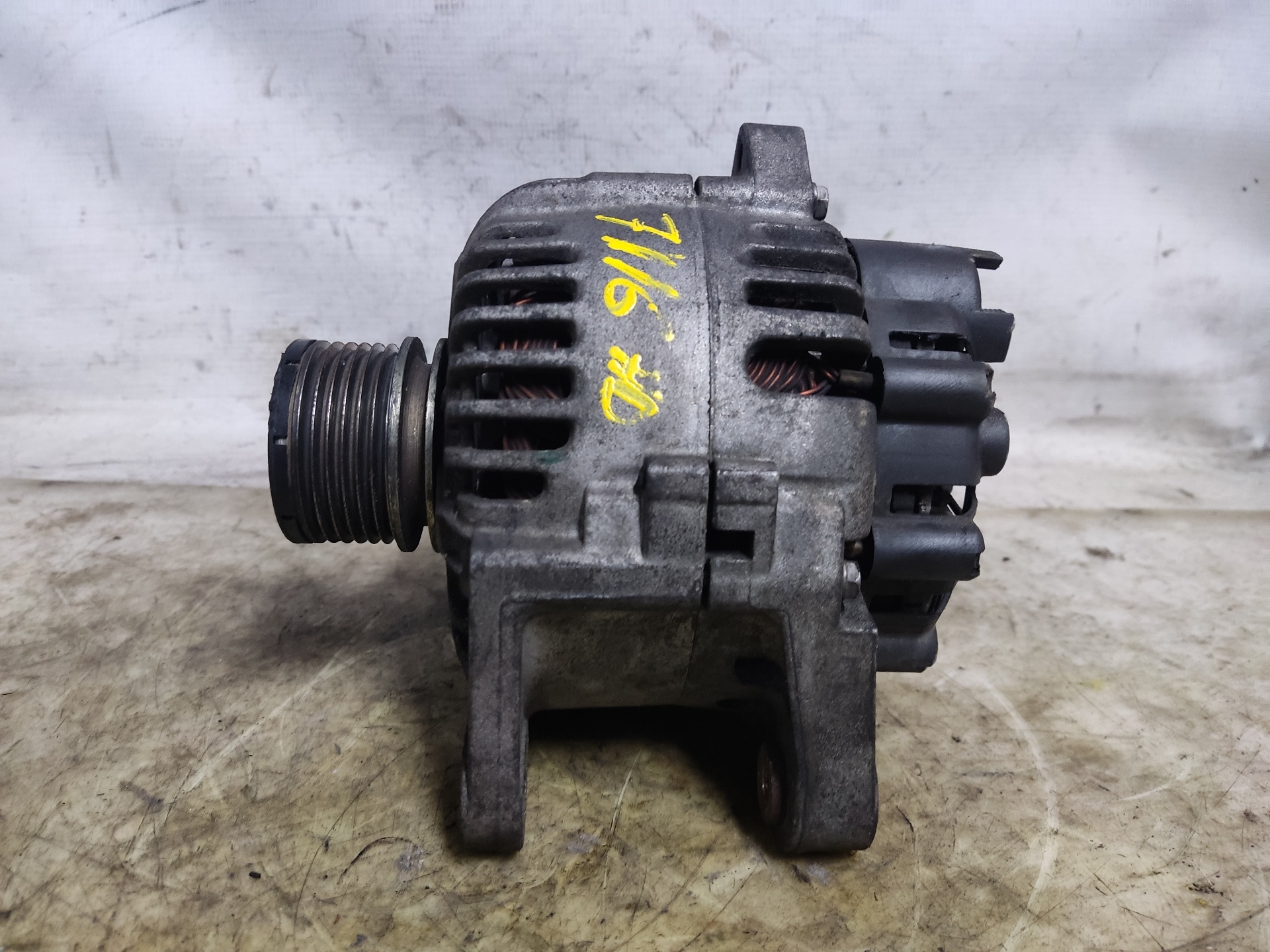 RENAULT Megane 2 generation (2002-2012) Alternator 8200386806 24897416