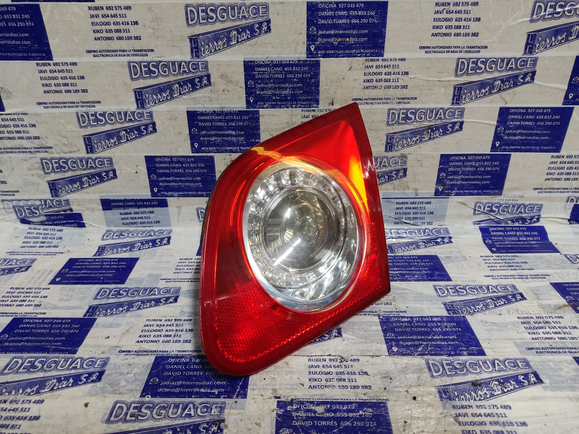 VOLKSWAGEN Passat B6 (2005-2010) Rear Right Taillight Lamp ESTANTERÍA14 24892300