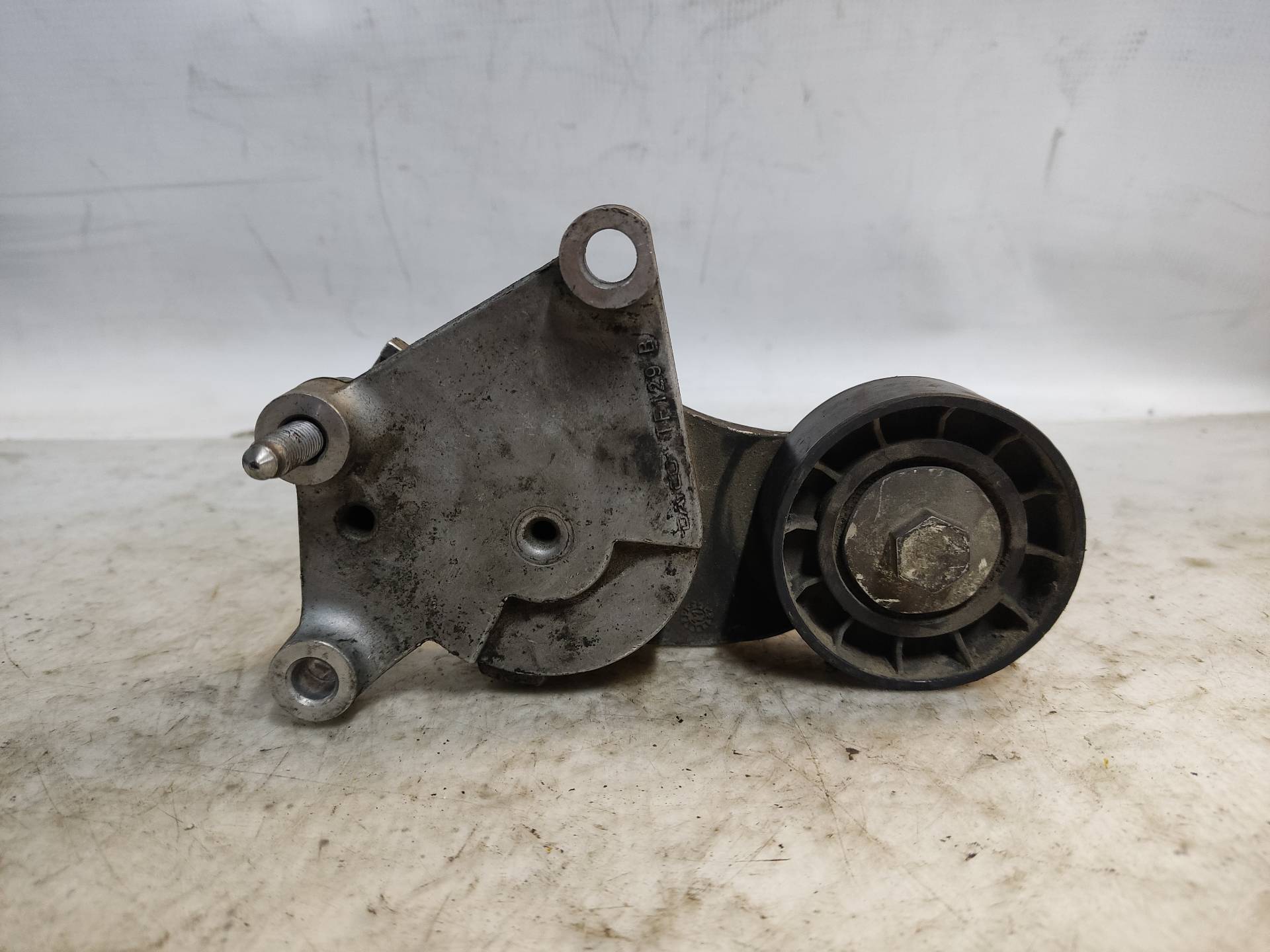 PEUGEOT 207 1 generation (2006-2009) Belt Tensioner ESTANTERÍA103 24894400