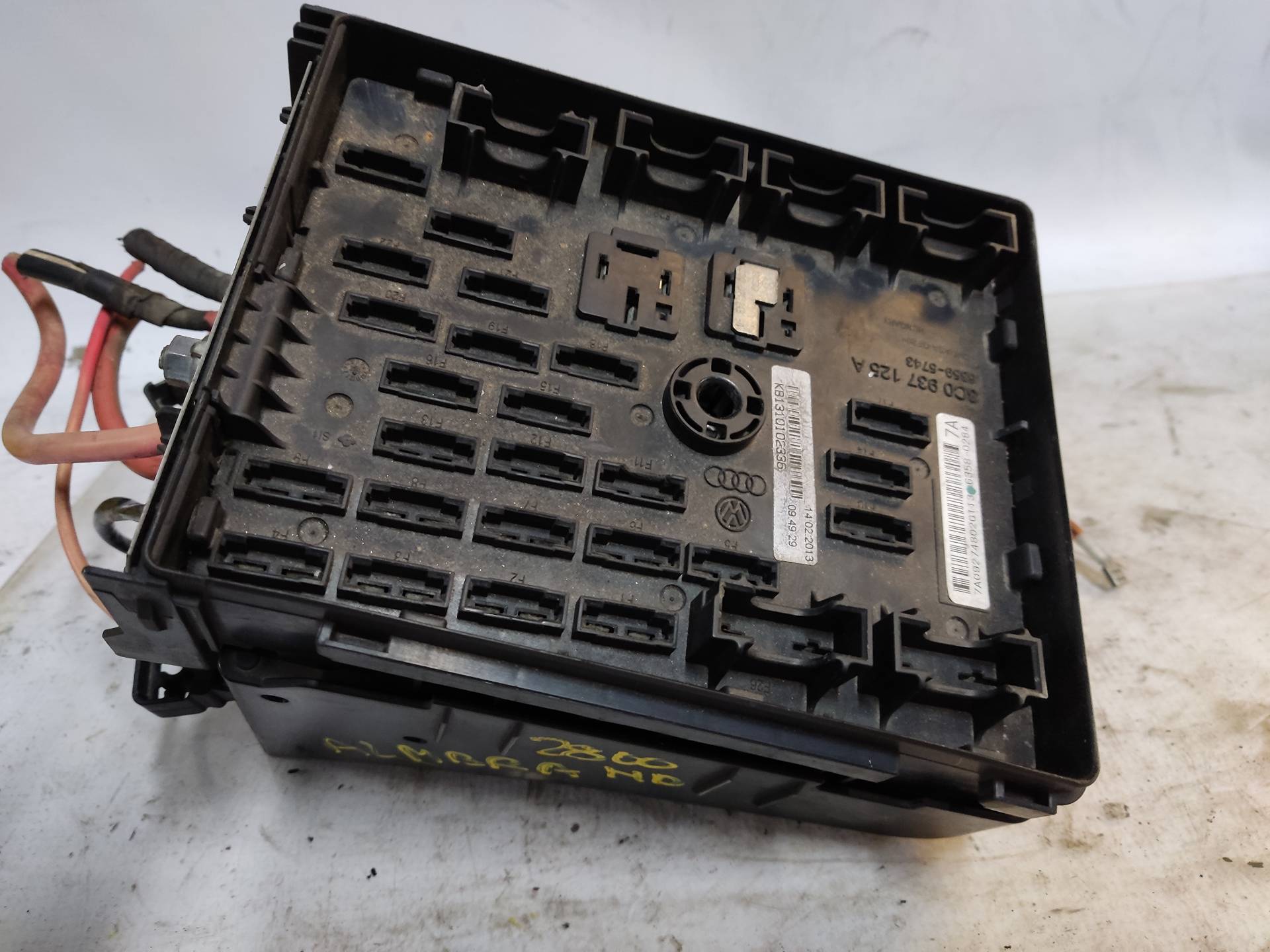 SEAT Alhambra 2 generation (2010-2021) Fuse Box ESTANTERIA83 24893690