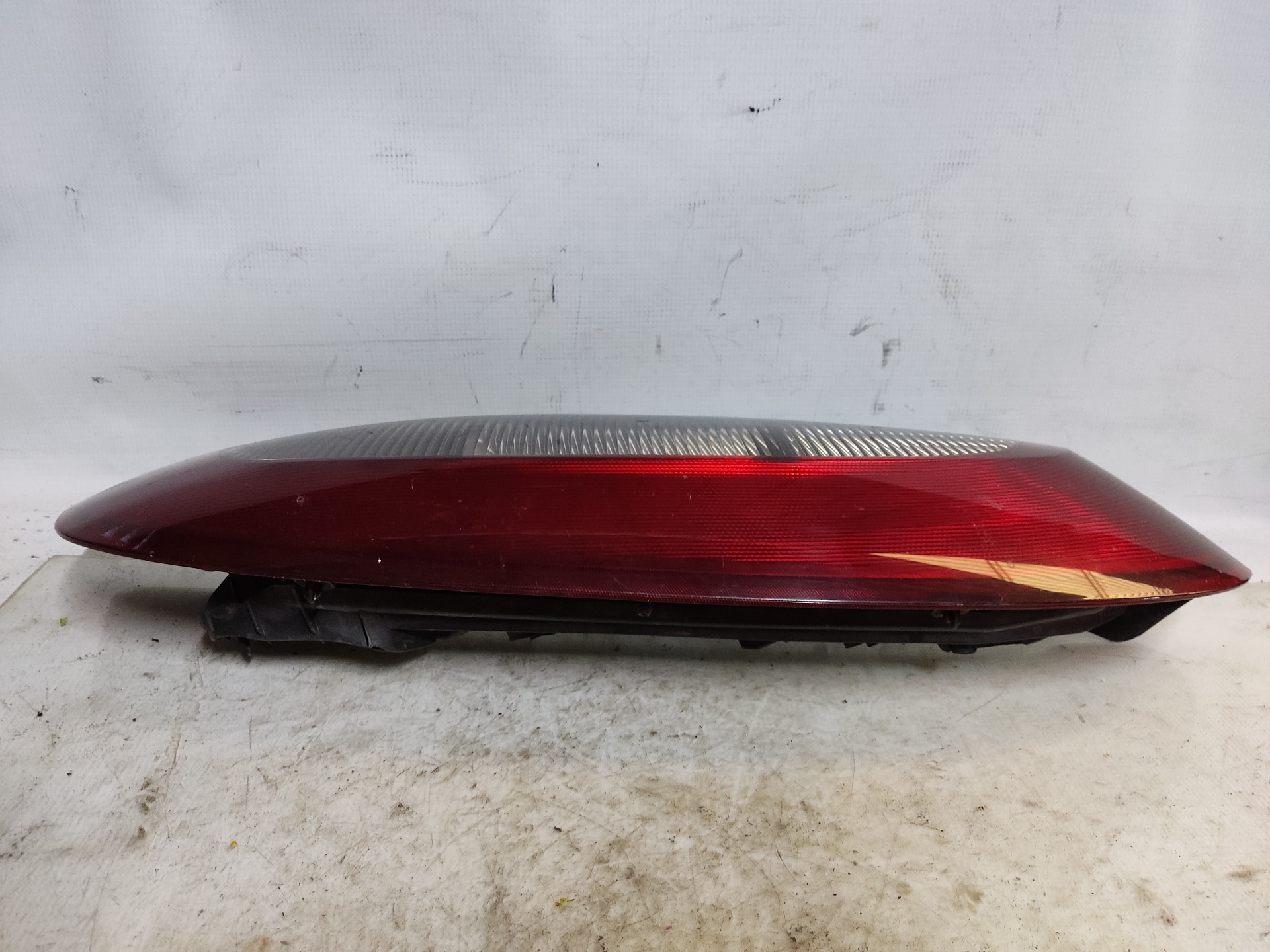 OPEL Corsa C (2000-2006) Rear Right Taillight Lamp ESTANTERÍA2 24895049