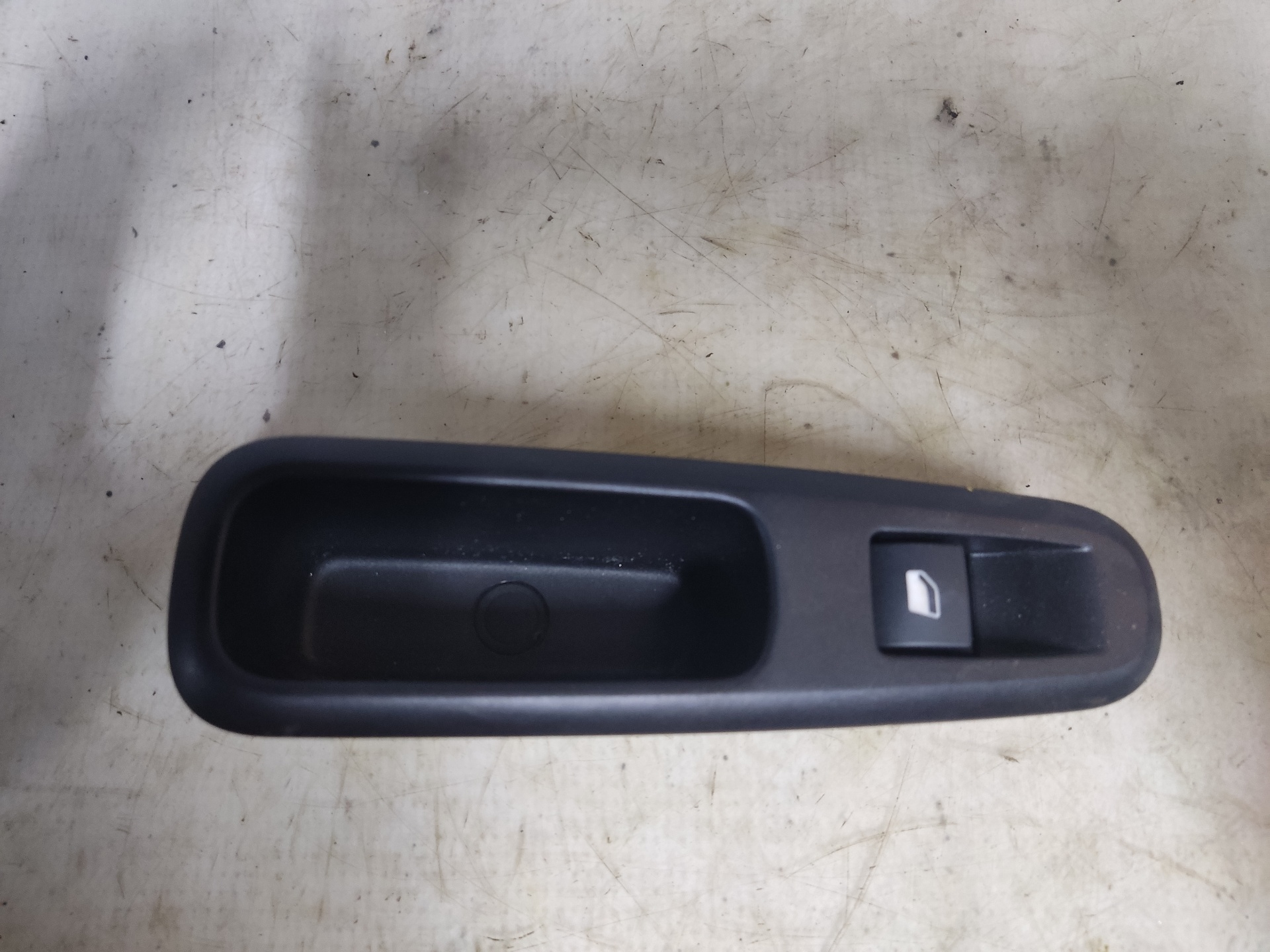 PEUGEOT 3008 2 generation (2017-2023) Rear Right Door Window Control Switch ESTANTERÍA48 24895737