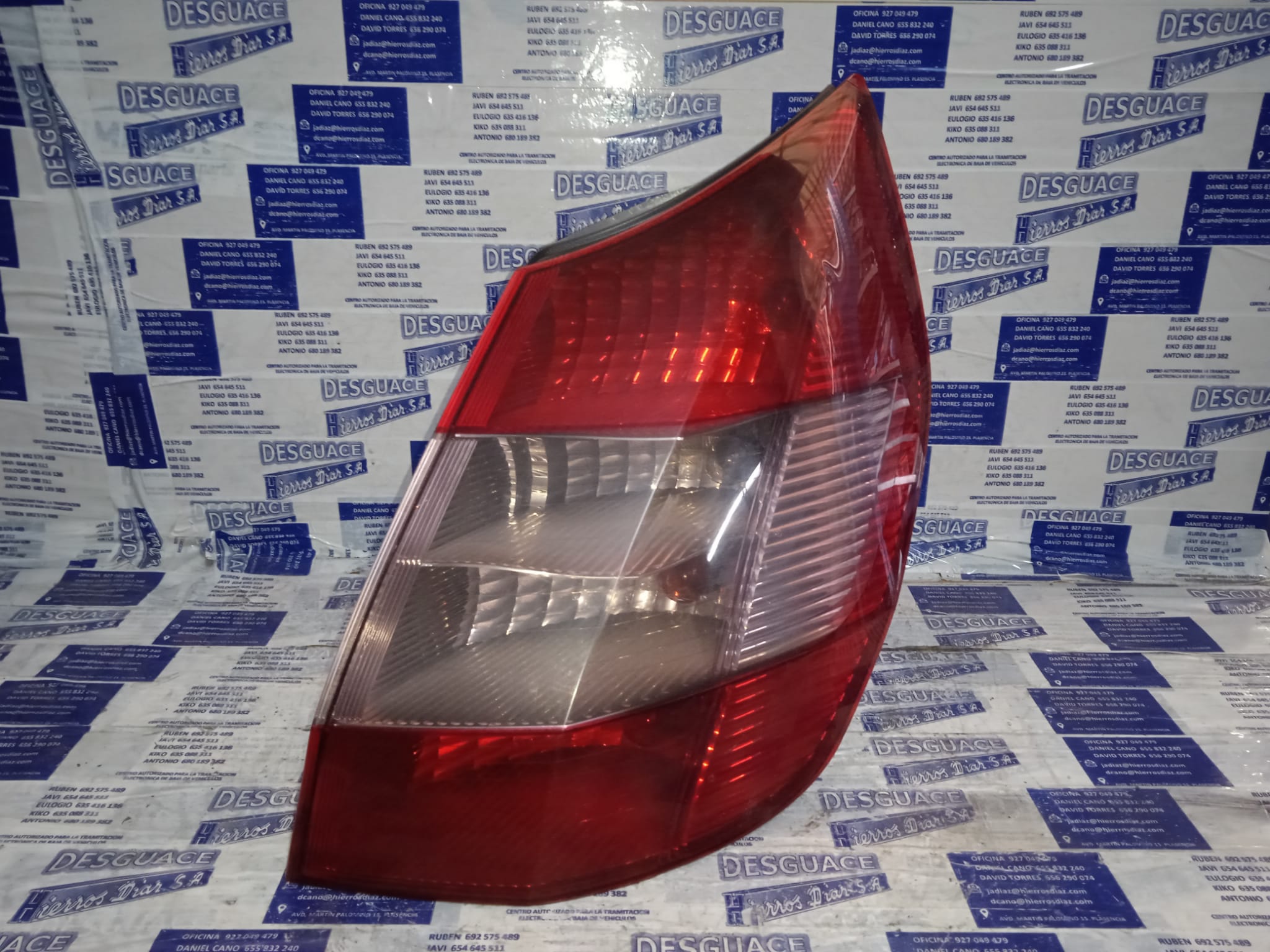 DODGE Koleos 1 generation (2008-2016) Rear Right Taillight Lamp ESTANTERÍA21 24888903