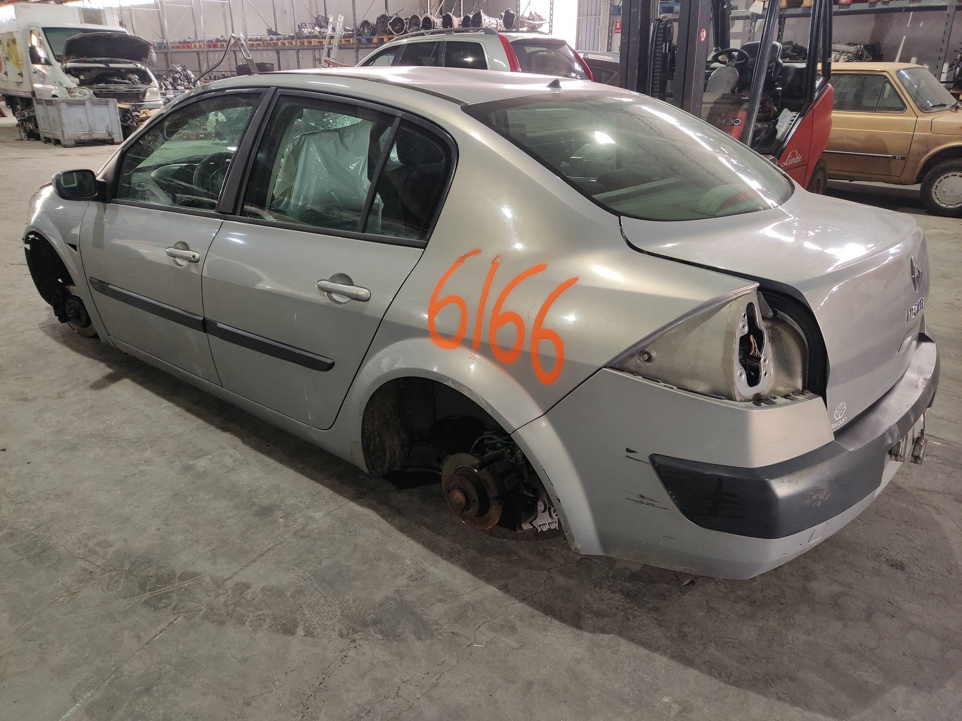 RENAULT Megane 2 generation (2002-2012) Другие кузовные детали ESTANTERÍA55 24894982