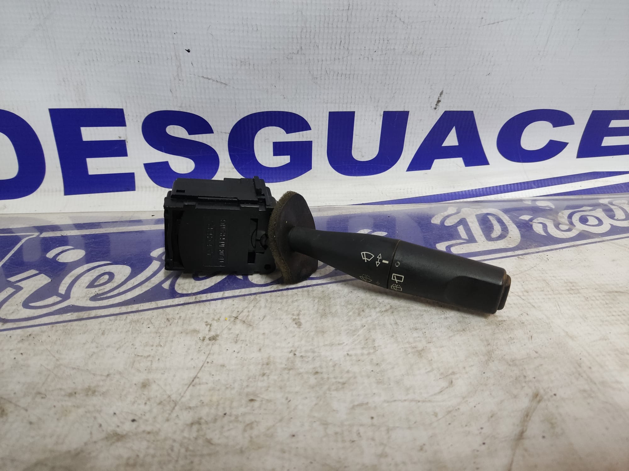 PEUGEOT Partner 1 generation (1996-2012) Indicator Wiper Stalk Switch ESTANTERÍA46 24891298