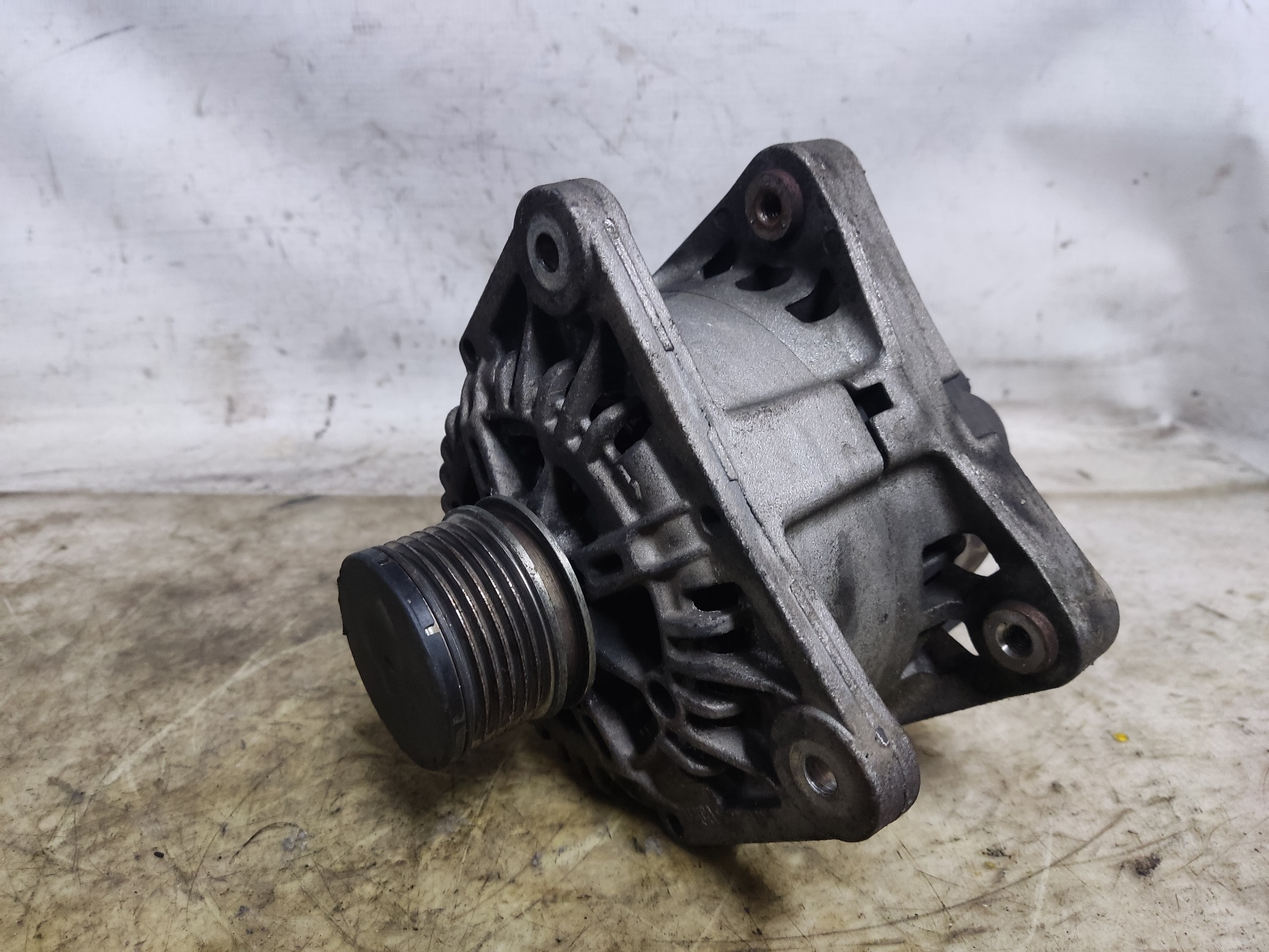 RENAULT Megane 2 generation (2002-2012) Váltóáramú generátor 8200386806 24897416